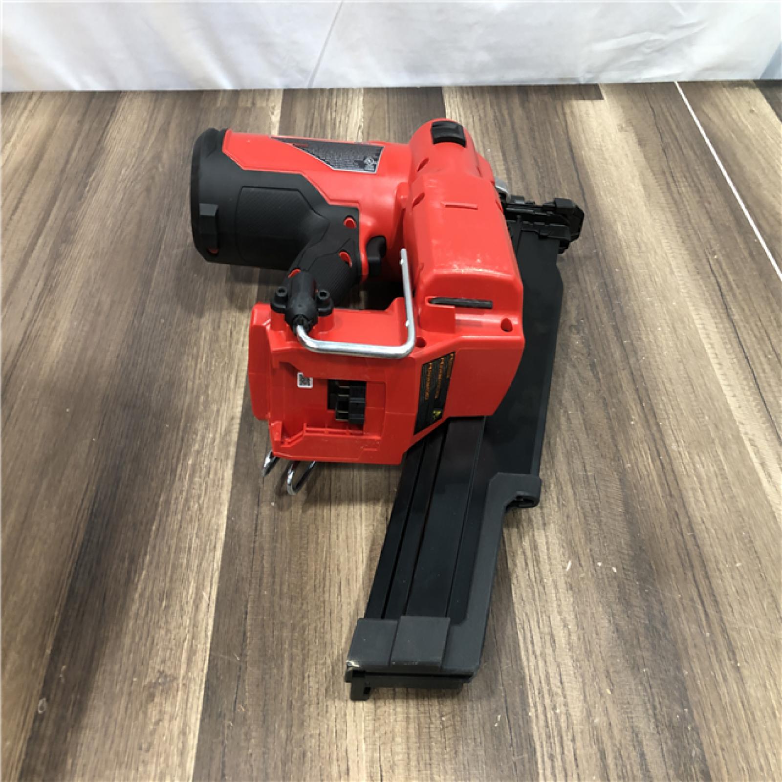 AS-IS Milwaukee FUEL 3-1/2 in. 18-Volt 21-Degree Lithium-Ion Brushless Cordless Framing Nailer (Tool-Only)