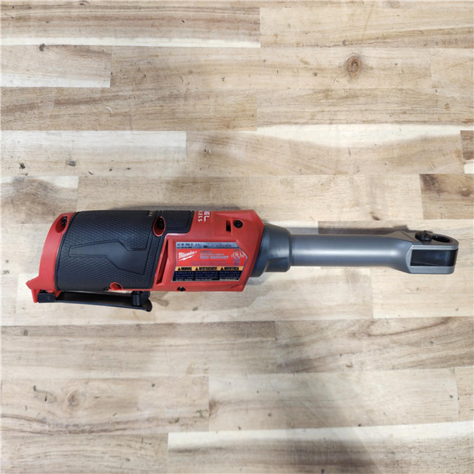 HOUSTON LOCATION - AS-IS Milwaukee FUEL INSIDER 12V Lithium-Ion Brushless Cordless 1/4 in. - 3/8 in. Extended Reach Box Ratchet (Tool-Only)