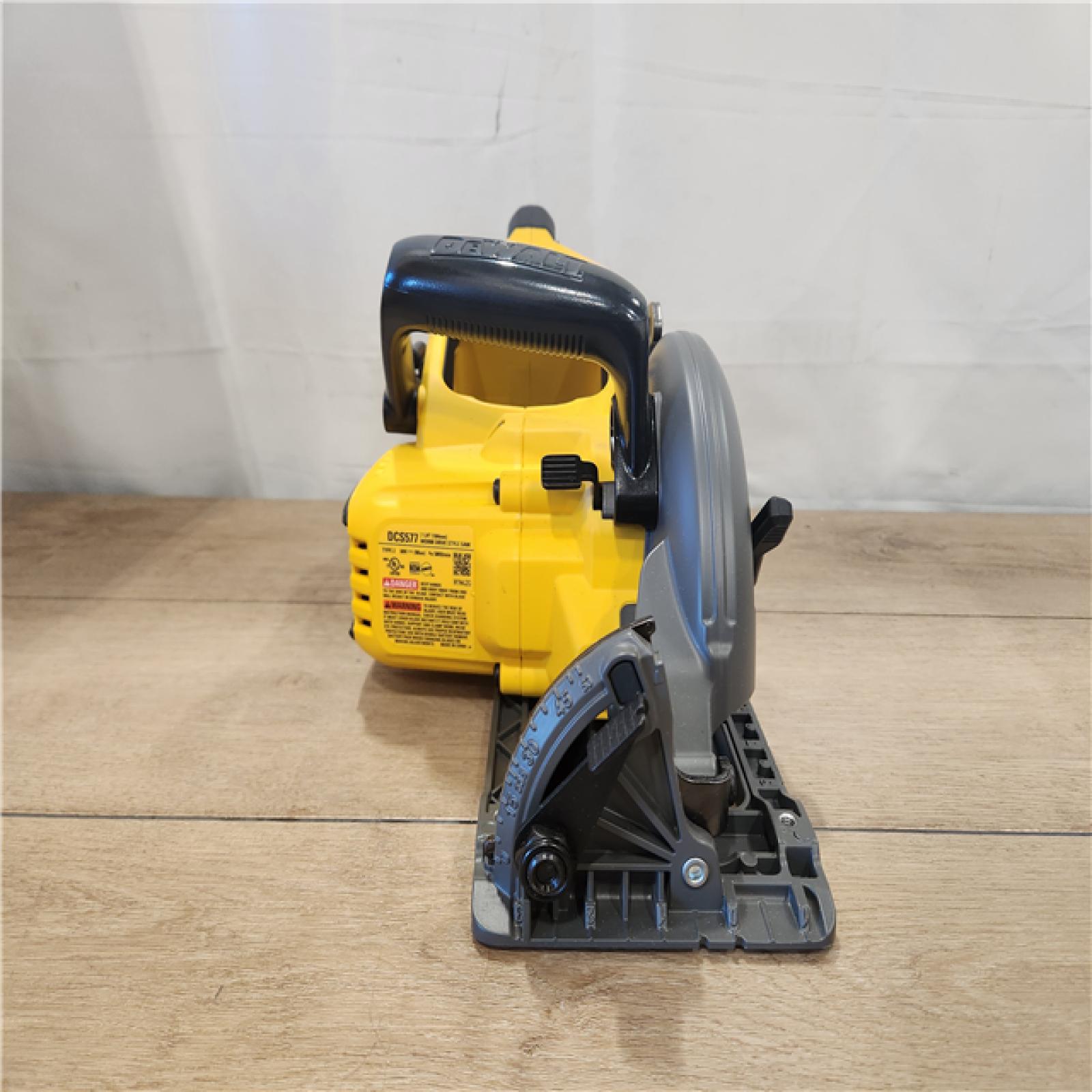 AS-IS- DEWALT FLEXVOLT 60V MAX Cordless Brushless 7-1/4 in. Wormdrive Style Circular Saw (Tool Only)