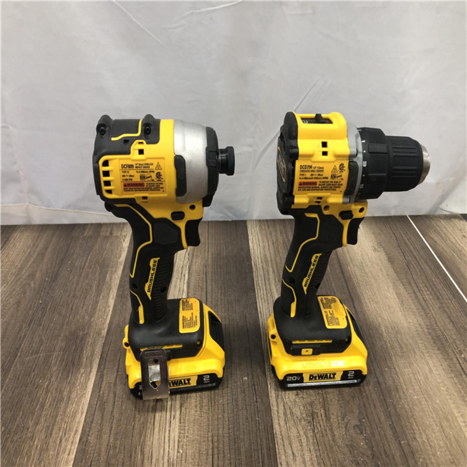 AS-IS DEWALT ATOMIC 20-Volt MAX Lithium-Ion Cordless Combo Kit