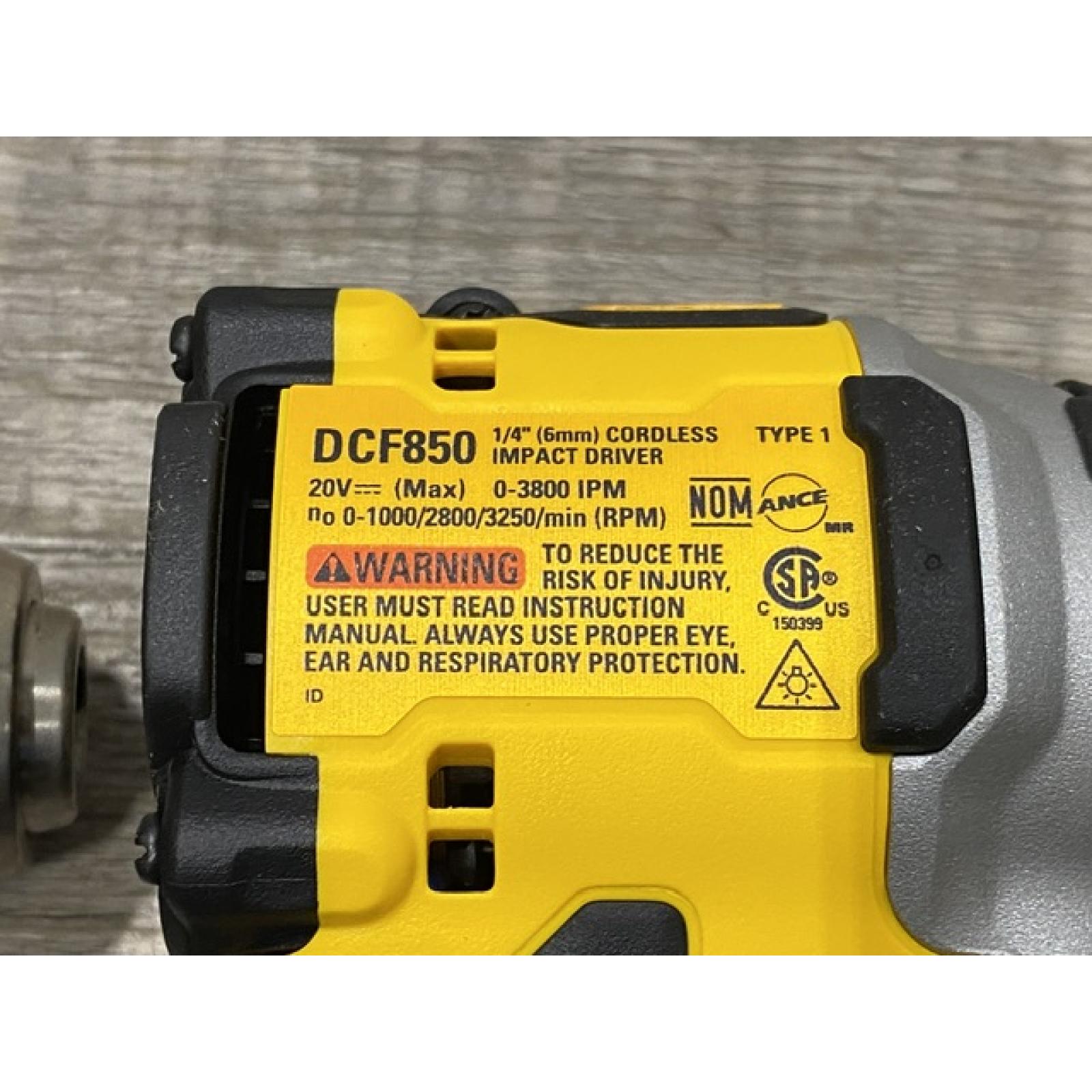 AS-IS DEWALT ATOMIC 20V MAX Lithium-Ion Cordless 2-Tool Combo Kit