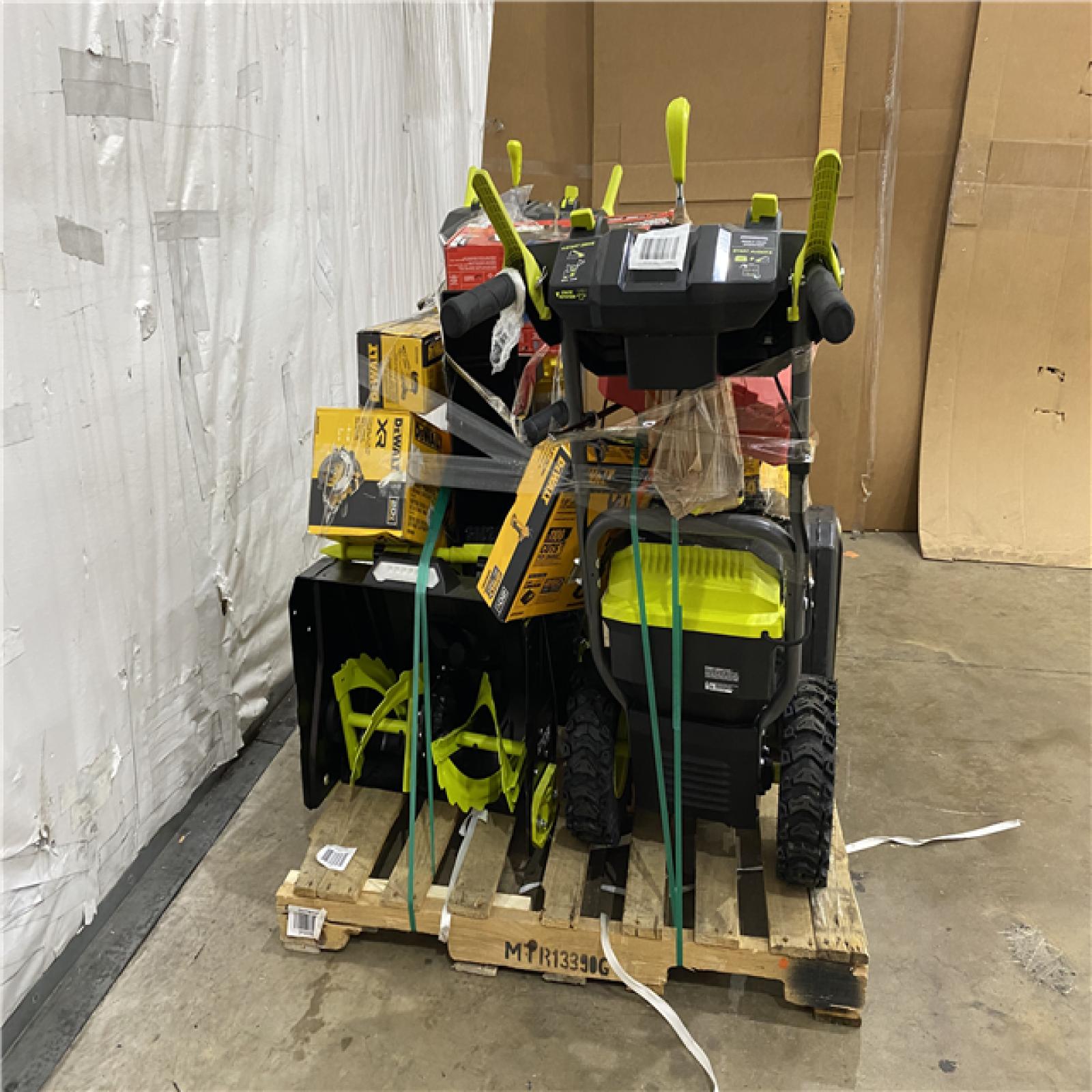 Houston Location AS IS - Tool Pallet