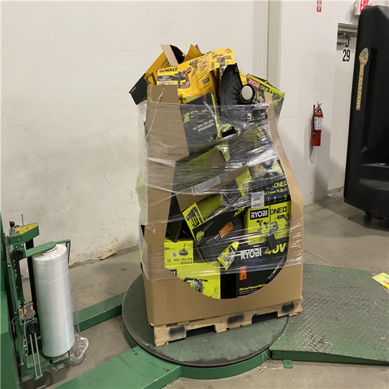 Dallas Location - As-Is Tool Pallet