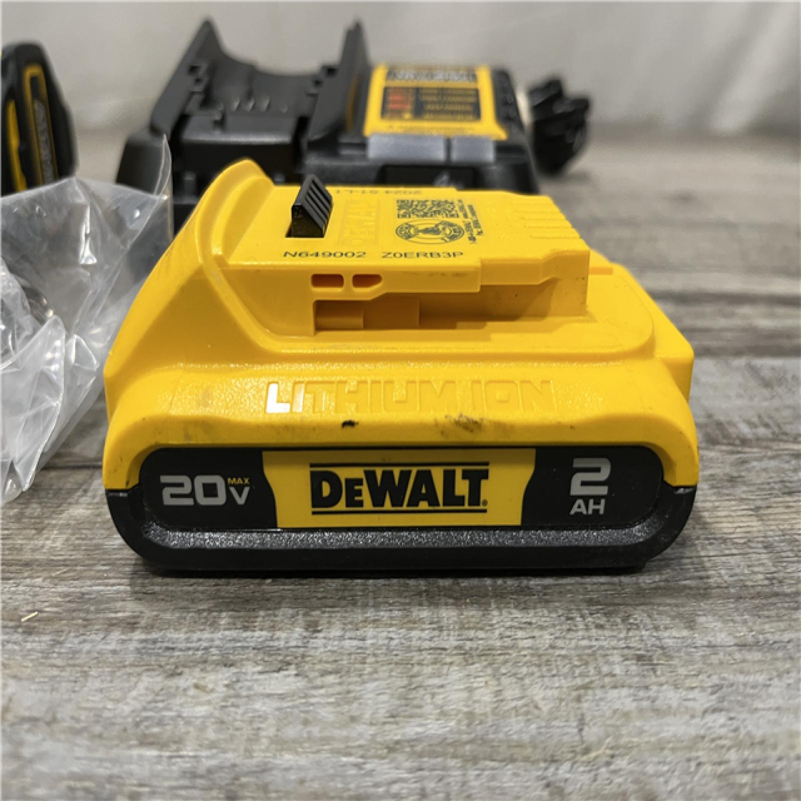 AS-IS DEWALT Atomic 20V Max Lithium-Ion Brushless Cordless Compact 1/4 in. Impact Driver Kit