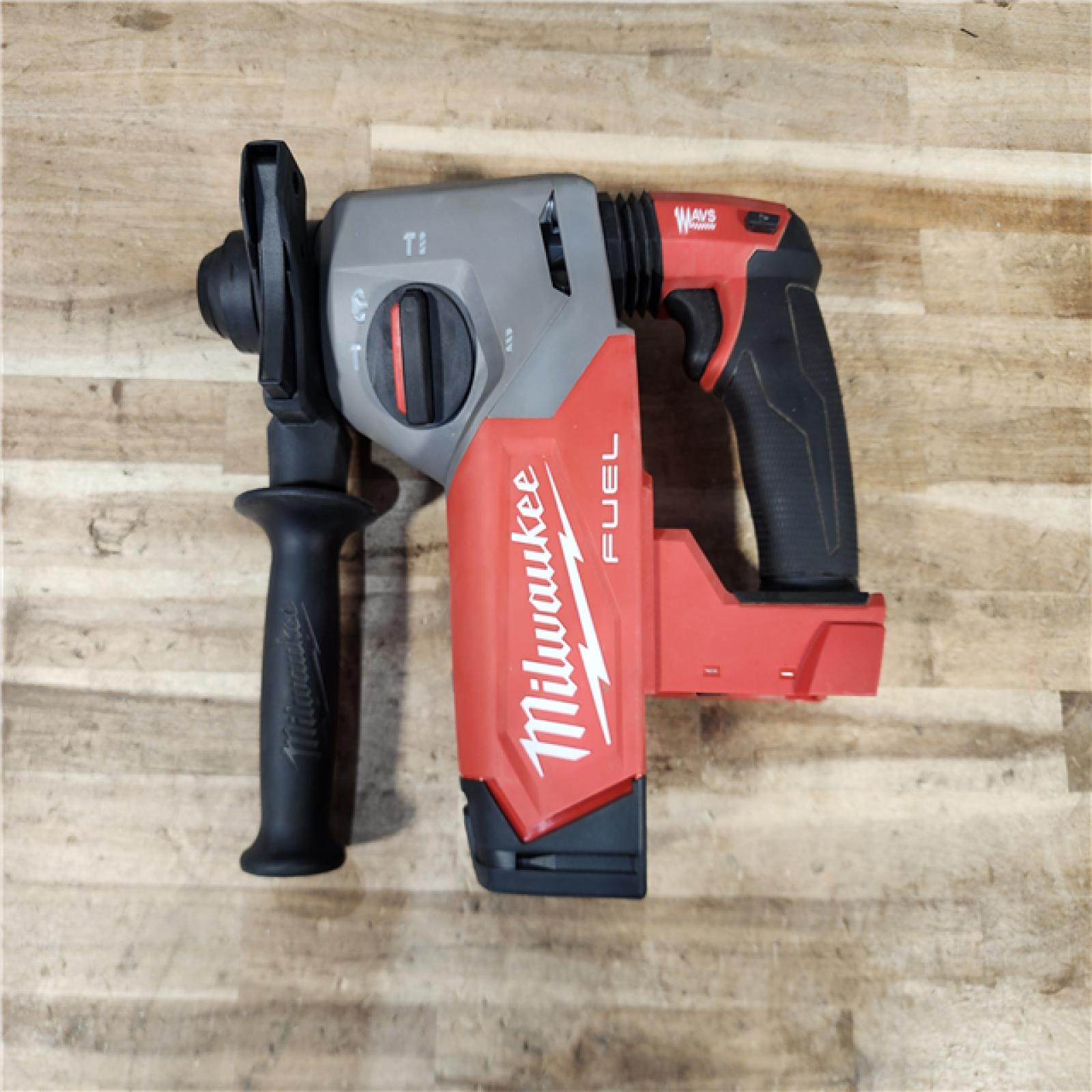 HOUSTON LOCATION - AS-IS Milwaukee  FUEL 18V Lithium-Ion Brushless Cordless 1 in. SDS-Plus Rotary Hammer (Tool-Only)
