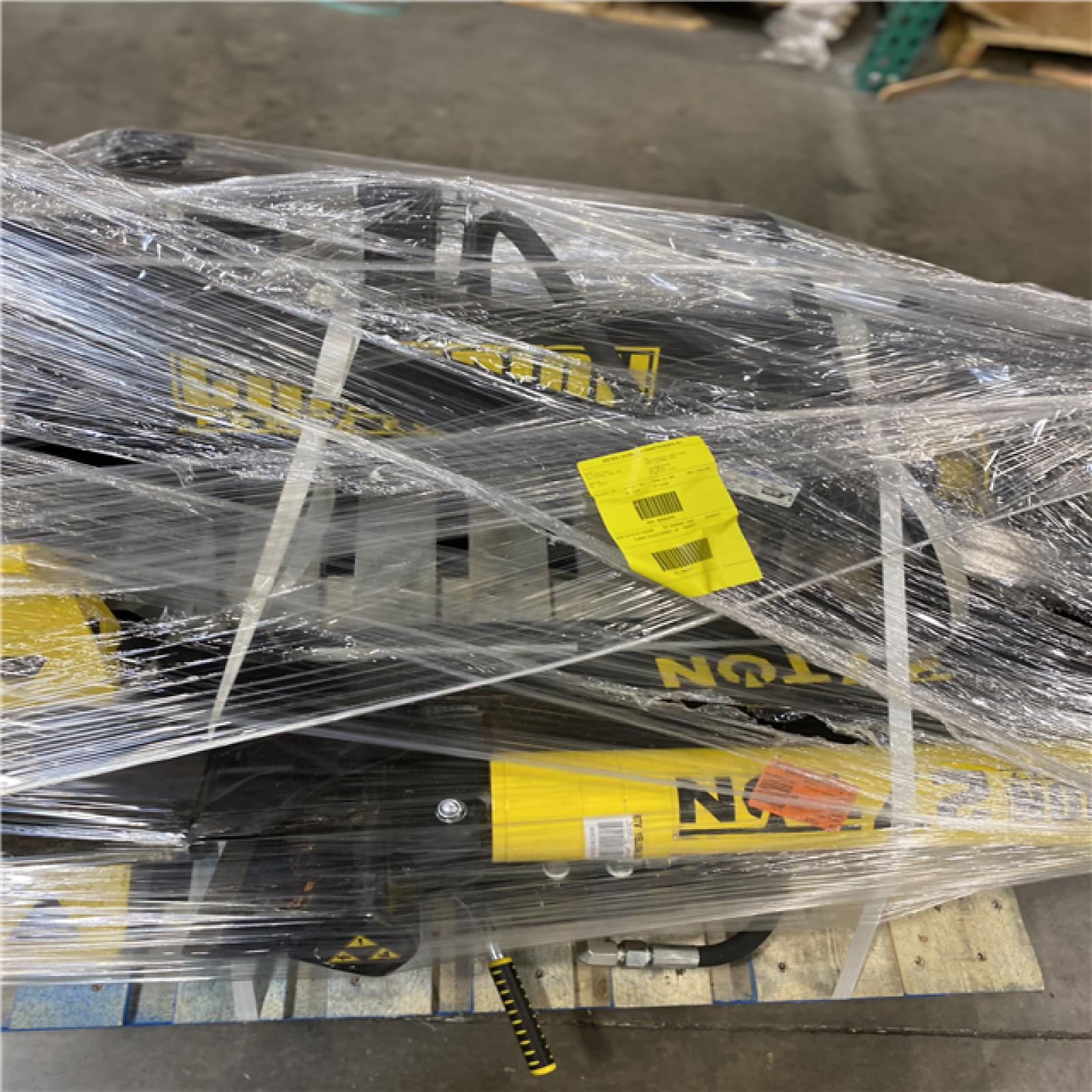 Dallas Location - As-Is Champion Power Equipment 27 Ton 224 cc Gas Log Splitter