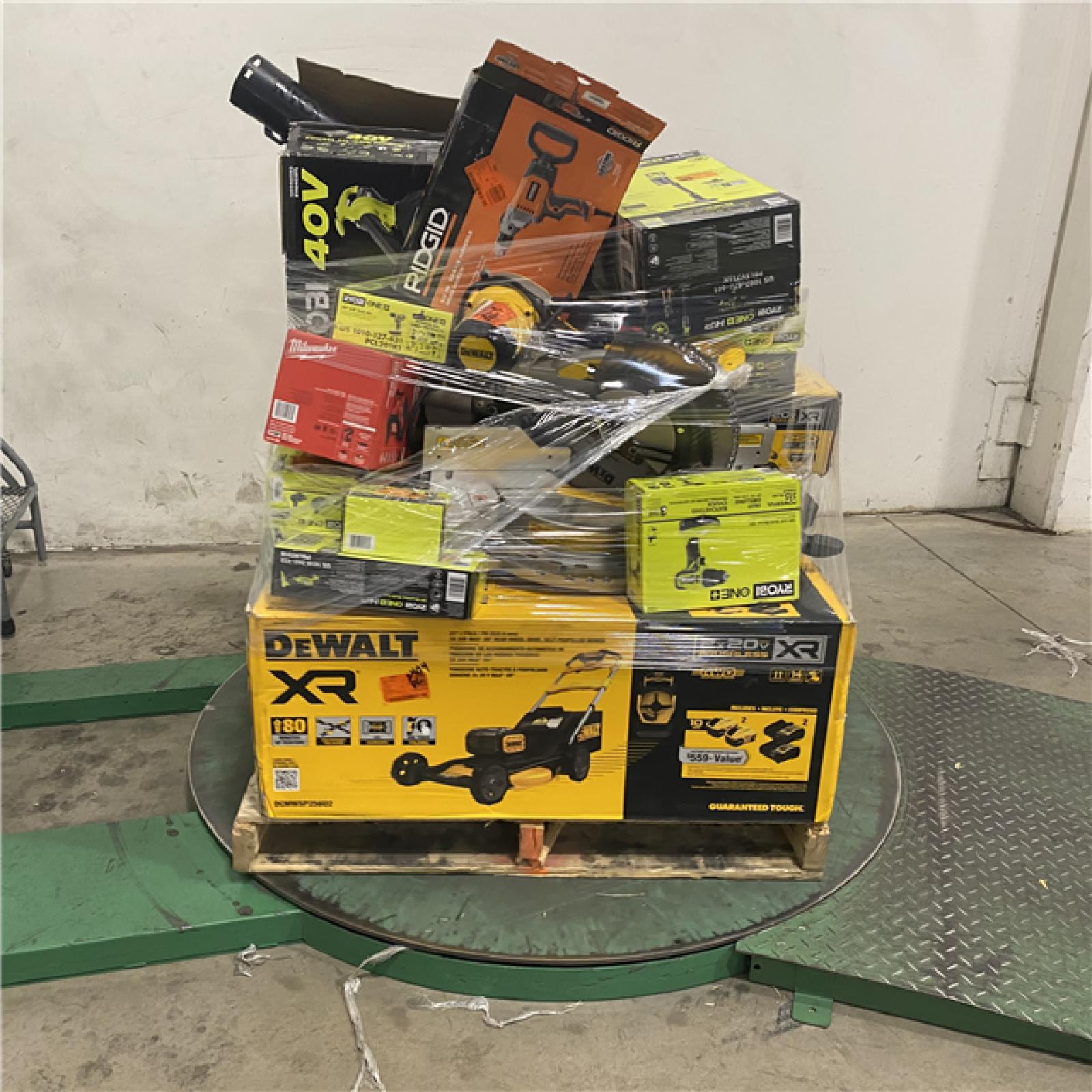 Dallas Location - As-Is Tool Pallet