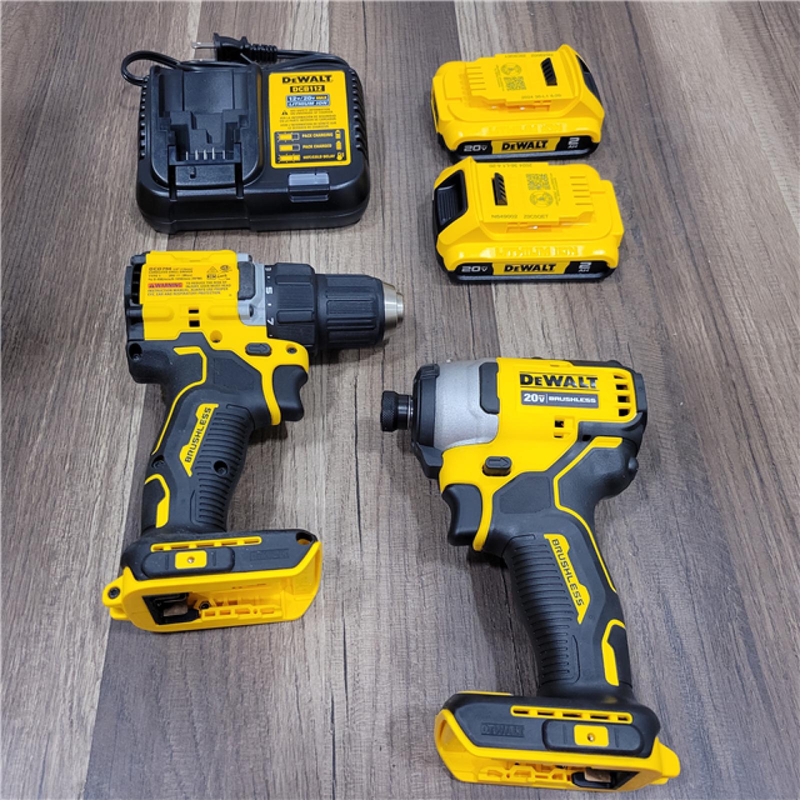 AS-IS DEWALT ATOMIC 20-Volt MAX Lithium-Ion Cordless Combo Kit (2-Tool) with (2) 2.0Ah Batteries, Charger and Bag