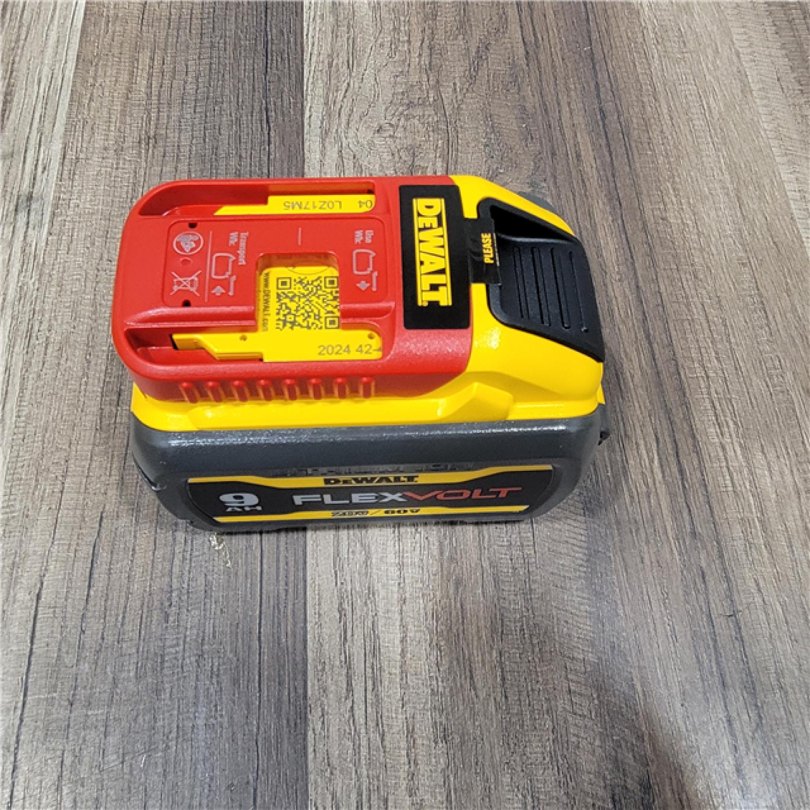 LIKE NEW! DEWALT FLEXVOLT 20-Volt /60-Volt MAX Lithium-Ion Battery Pack 9.0 Ah