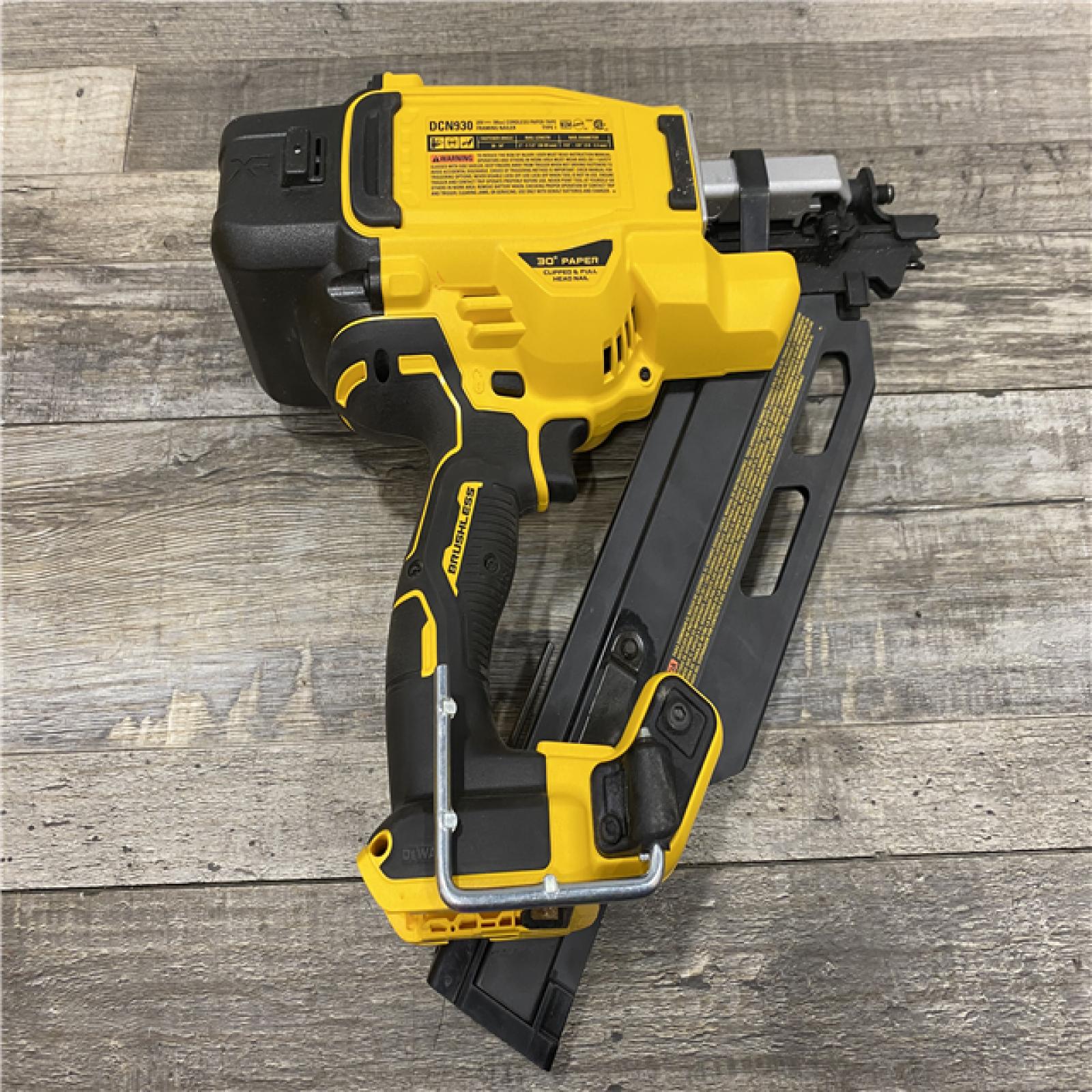 AS-IS DEWALT 20V 30 Degree Cordless Framing Nailer (Tool-Only)