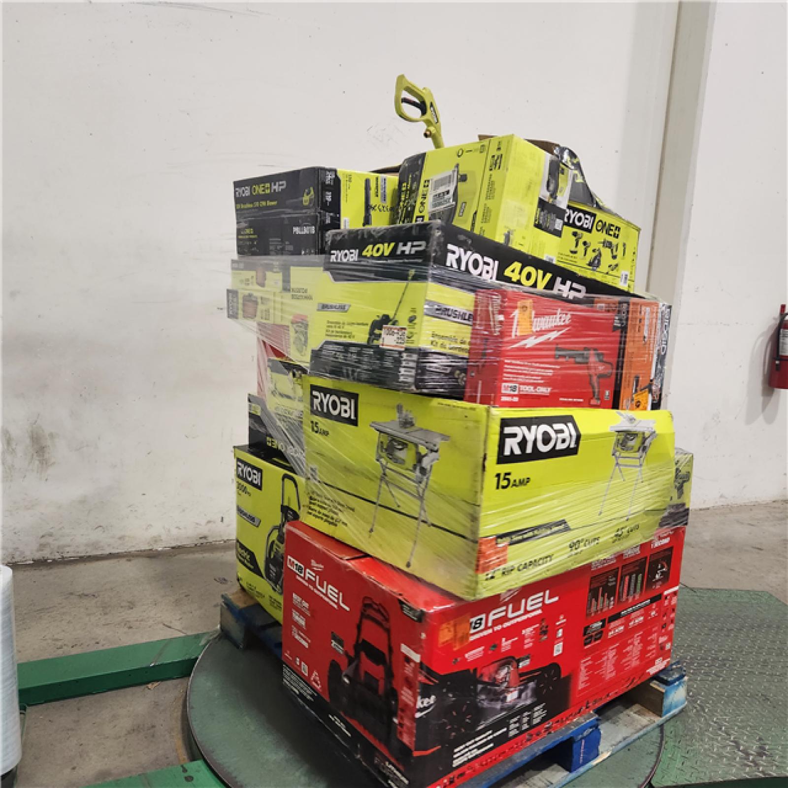 Dallas Location - As-Is Tool Pallet