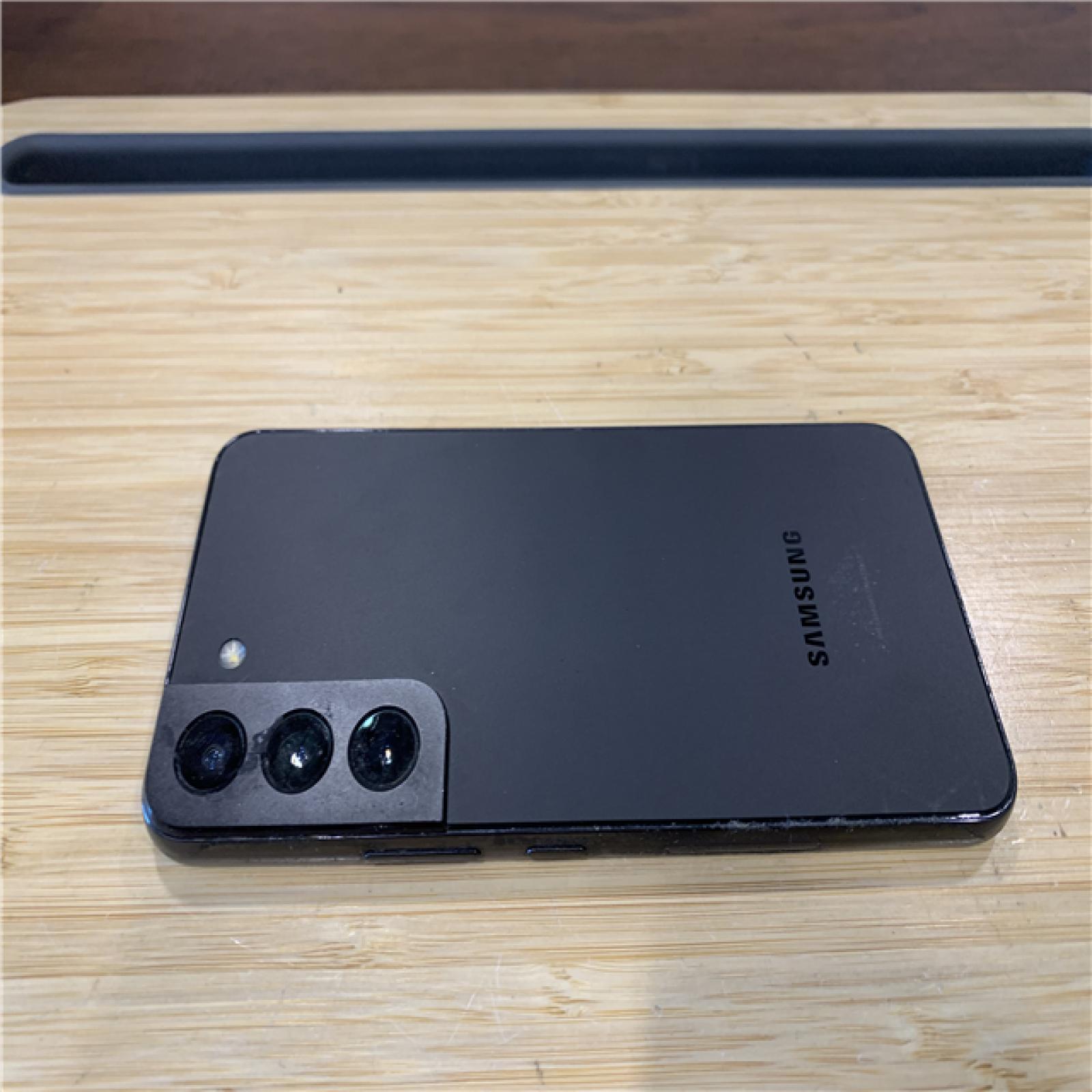 Samsung Galaxy S22 5G 128GB - Black