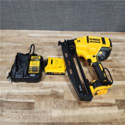 HOUSTON LOCATION - AS - IS DEWALT 20V MAX XR 16-Gauge Electric Cordless Angled Finishing Nailer Kit