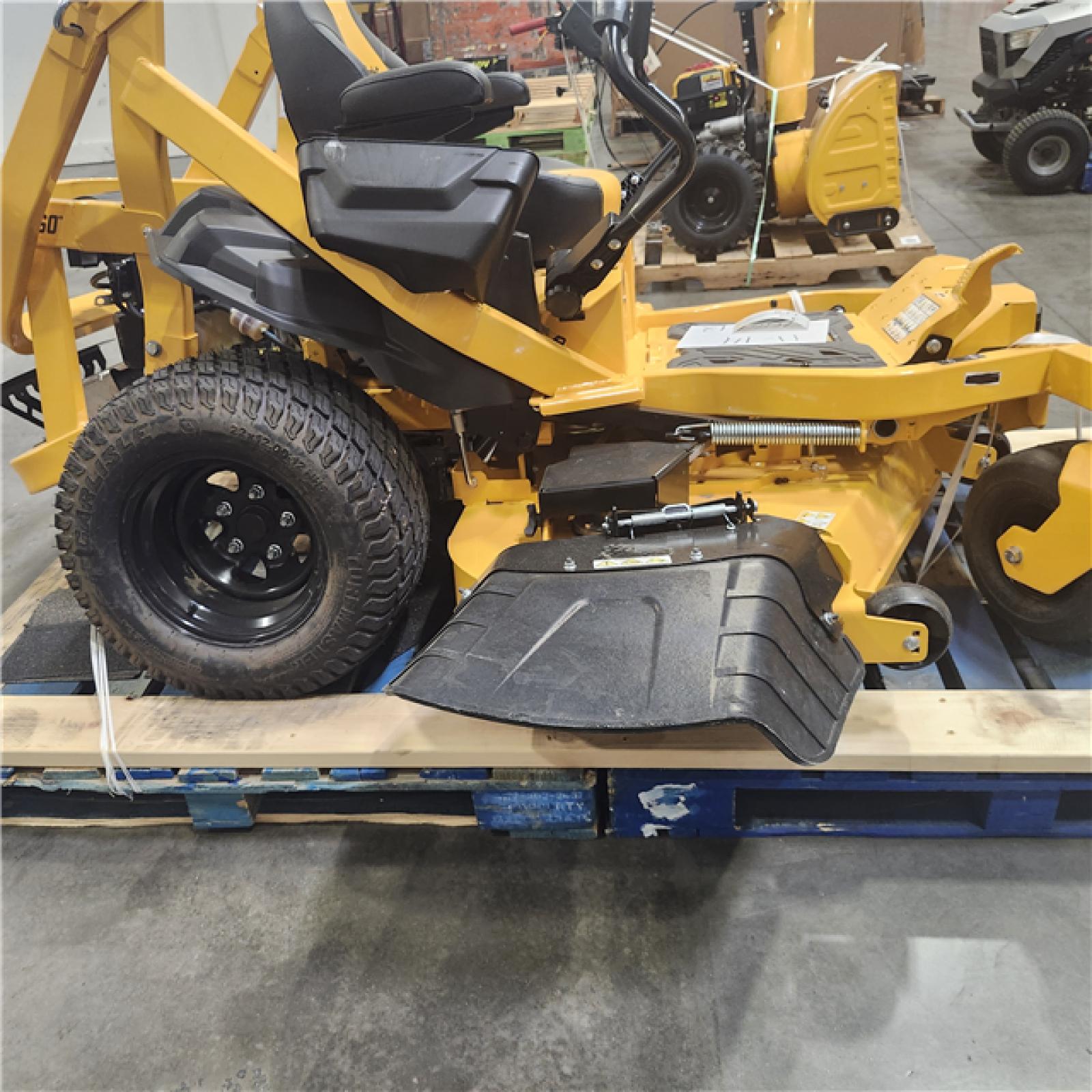 Dallas Location - As-Is Cub Cadet Ultima ZTX4 60 in.Mower
