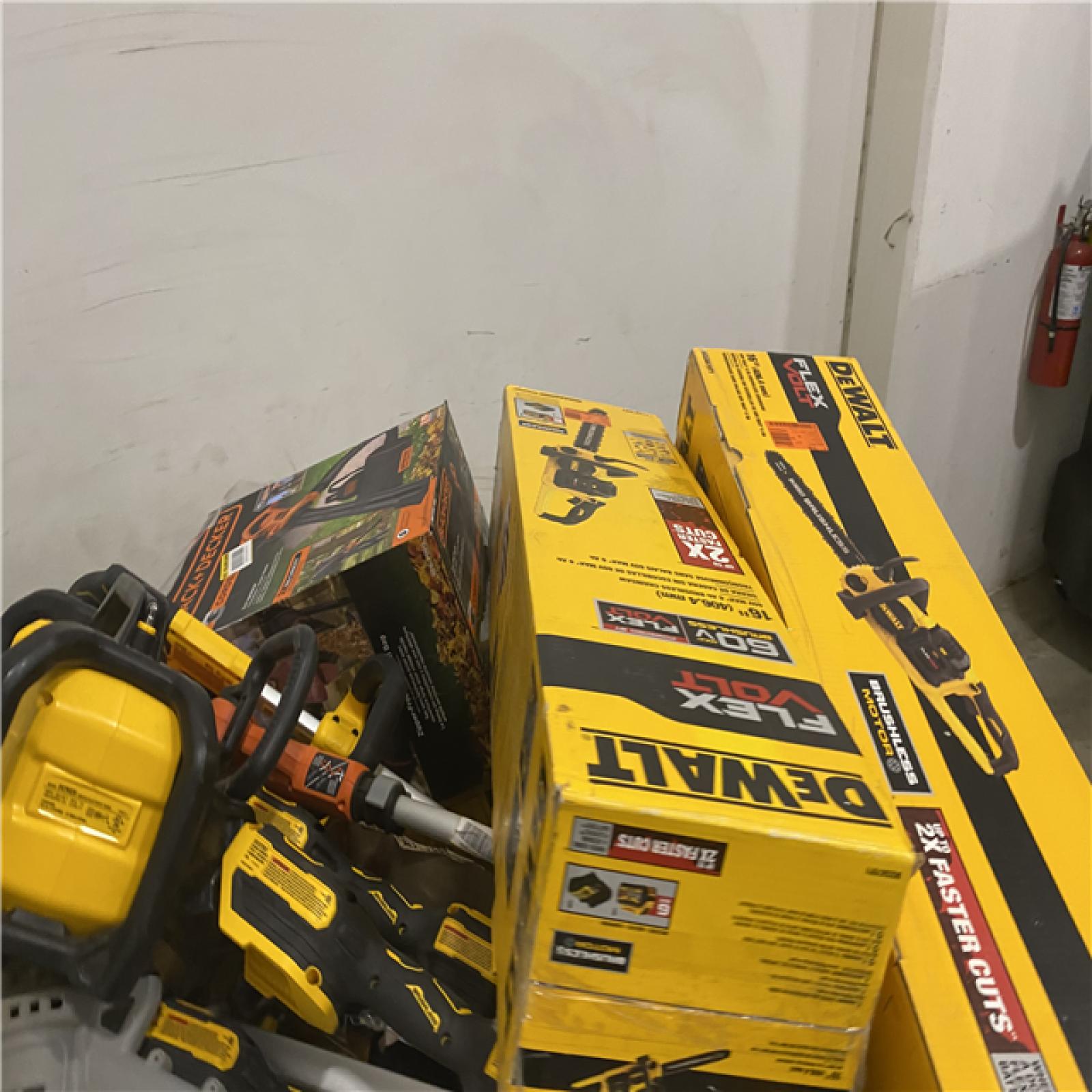 Dallas Location - As-Is DEWALT Tool Pallet
