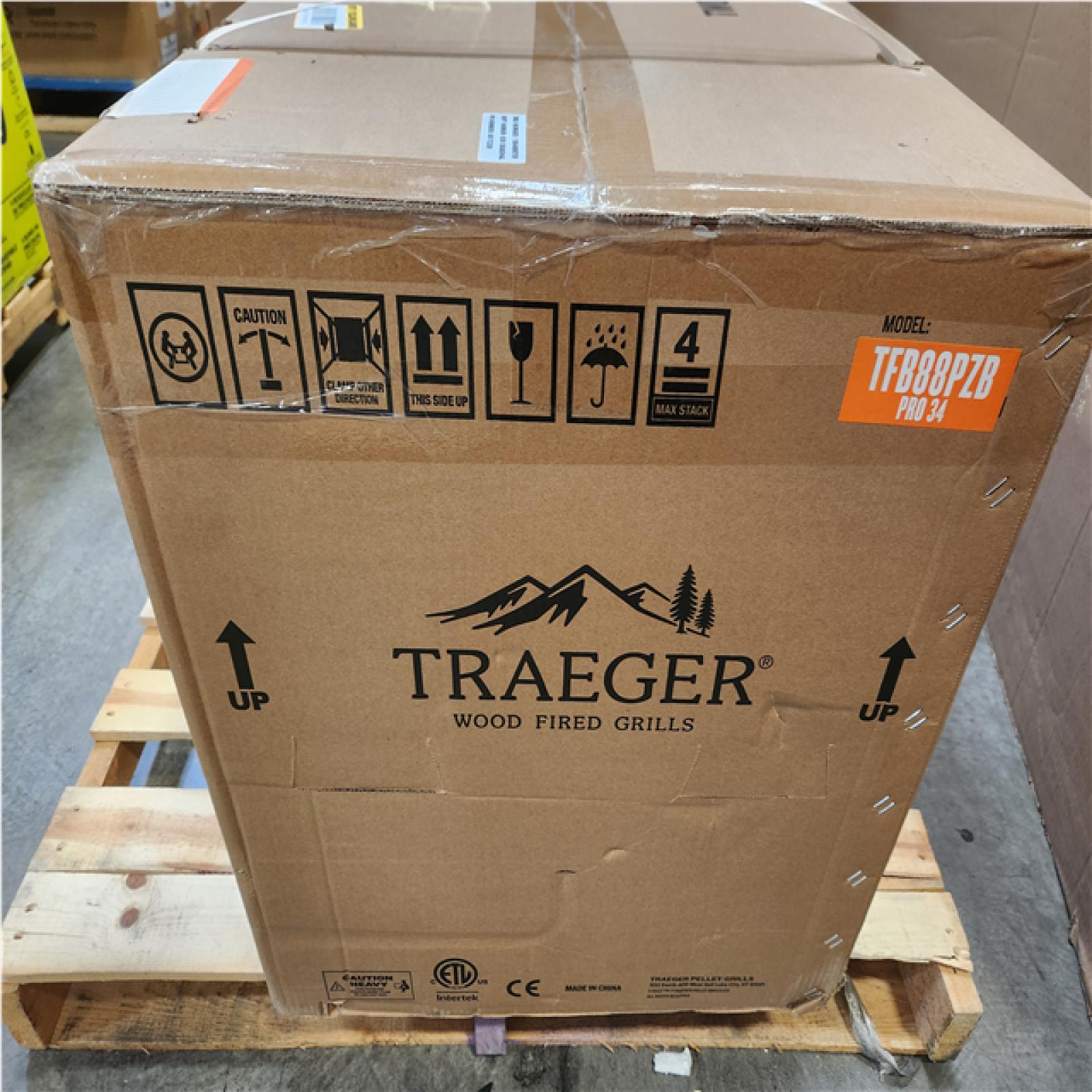Phoenix NEW Traeger Pro 34 BBQ Wood Pellet Grill and Smoker in Bronze