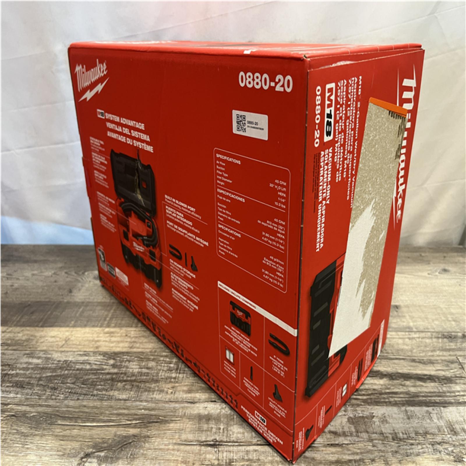 NEW - Milwaukee 18-Volt 2 Gal. Lithium-Ion Cordless Wet/Dry Vacuum (Vacuum-Only)