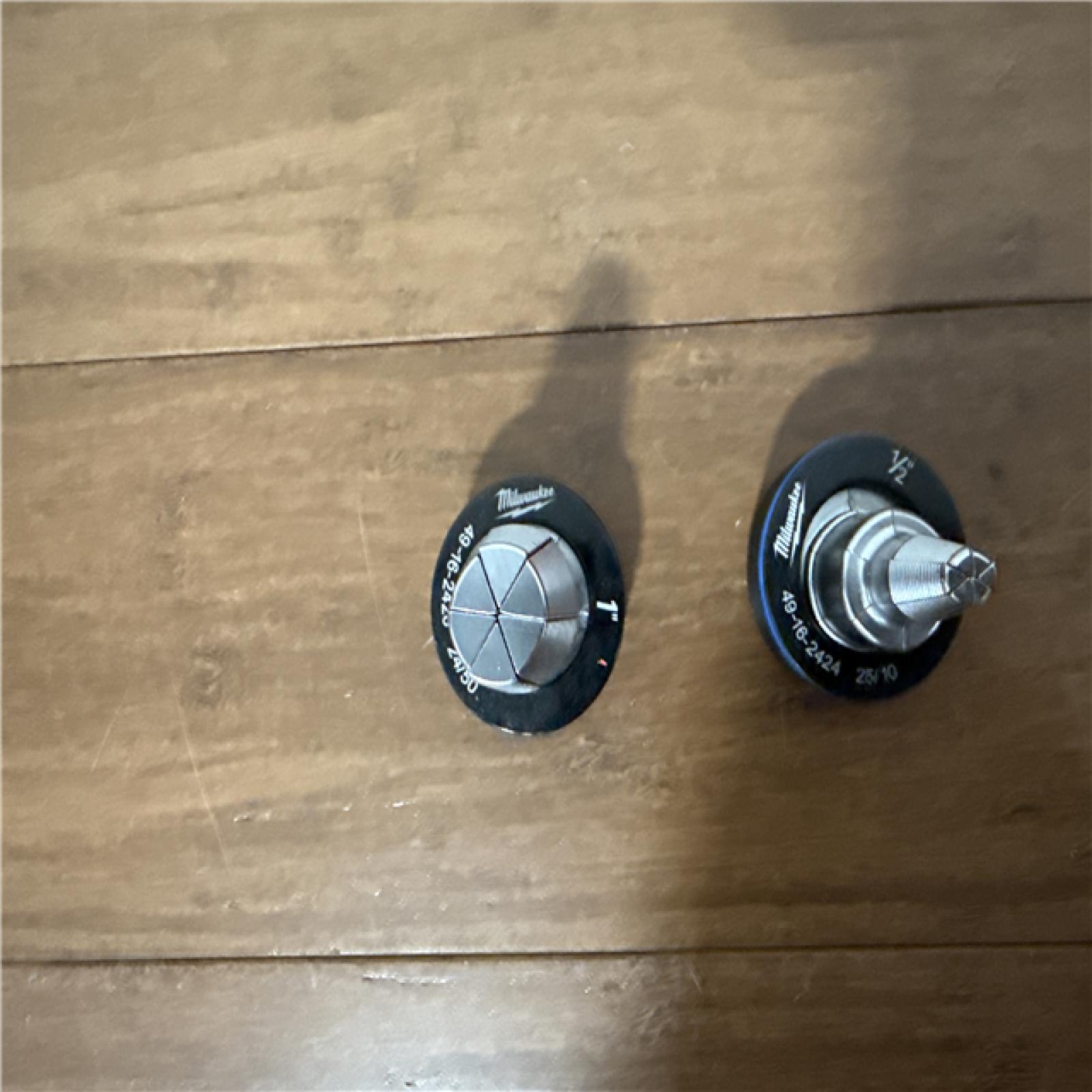 California AS-IS Milwuakee M12 PEX Expander Kit  Includes (2) Batteries  Charger & Hard Case