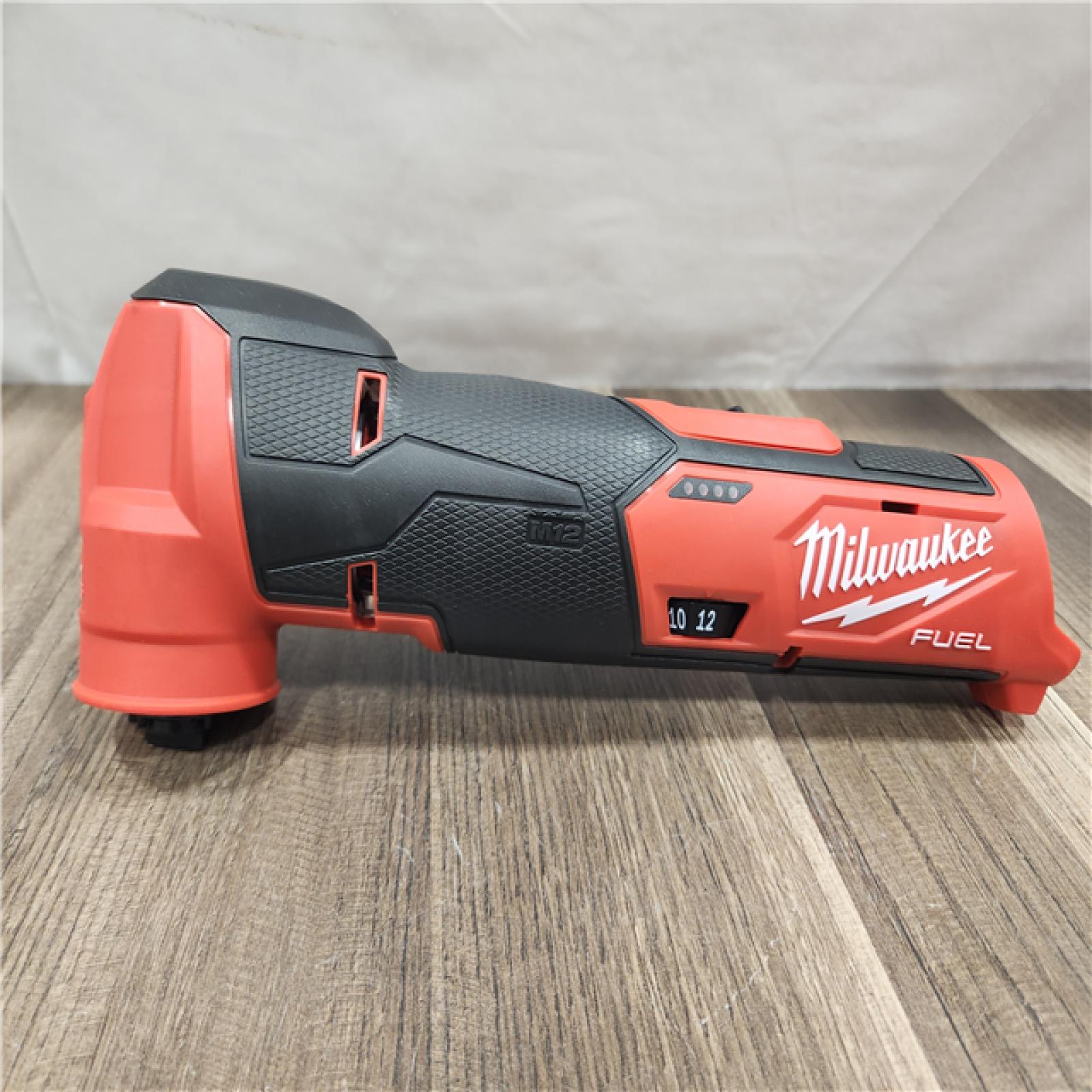 AS-IS- Milwaukee M12 FUEL 12-Volt Lithium-Ion Cordless Oscillating Multi-Tool (Tool-Only)