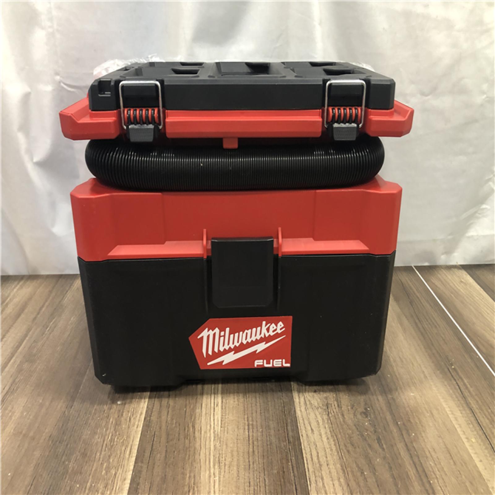 AS-IS Milwaukee FUEL PACKOUT 18-Volt Lithium-Ion Cordless 2.5 Gal. Wet/Dry Vacuum (Vacuum-Only)