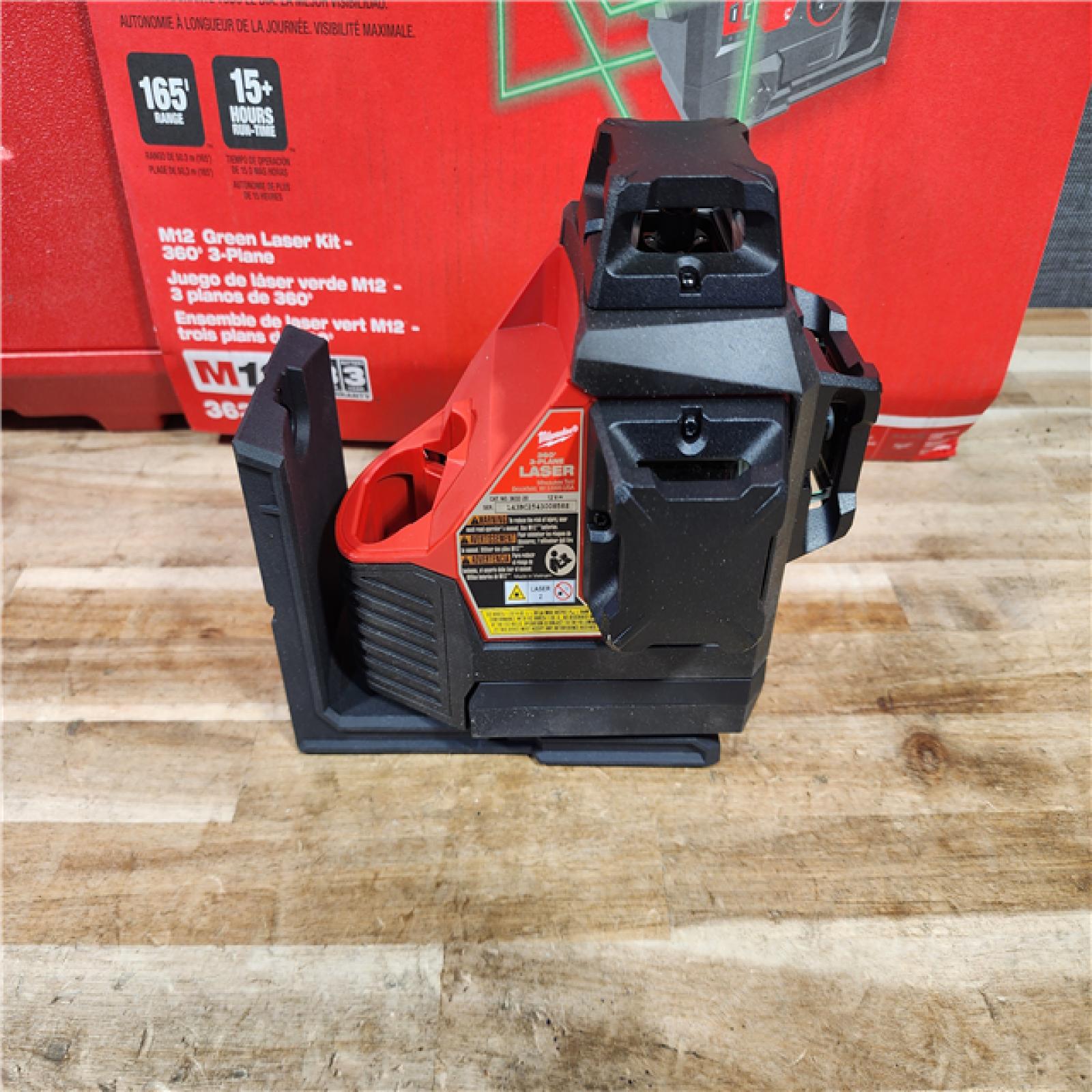 HOUSTON LOCATION - AS-IS (APPEARS LIKE NEW) Milwaukee 12-Volt Lithium-Ion Cordless Green 250 ft. 3-Plane Laser Level Kit