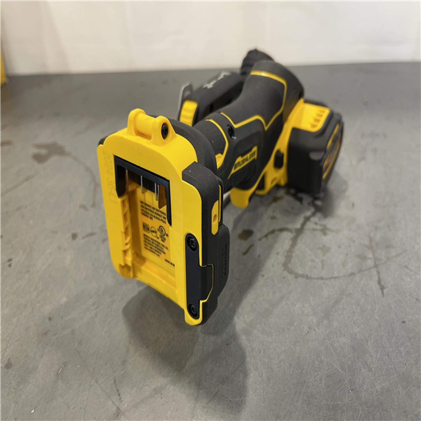 AS-IS - DeWalt 20V XR Cordless 3 in. Cut-Off Tool