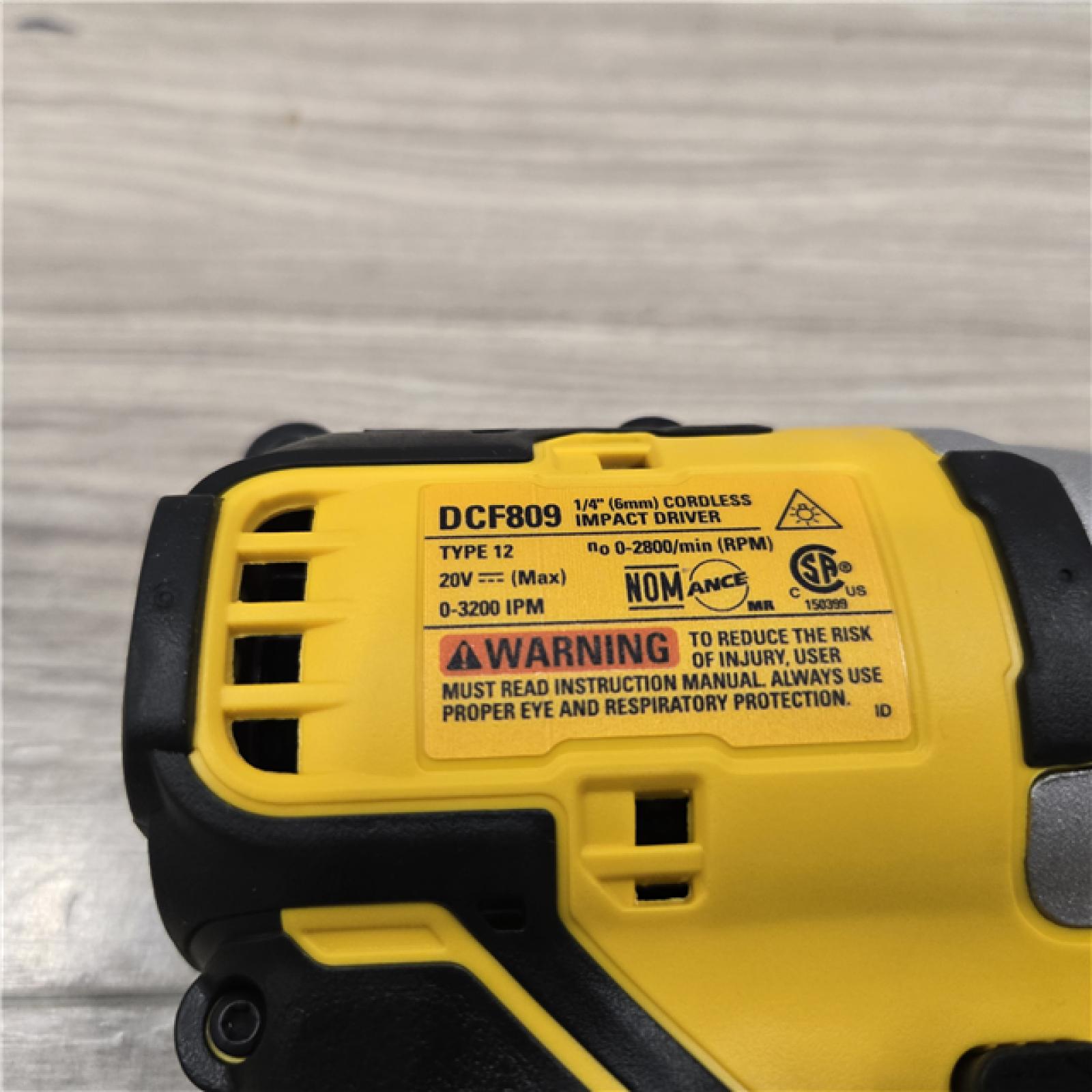 AS-IS DeWALT ATOMIC 20V MAX Cordless Compact Impact Driver Kit