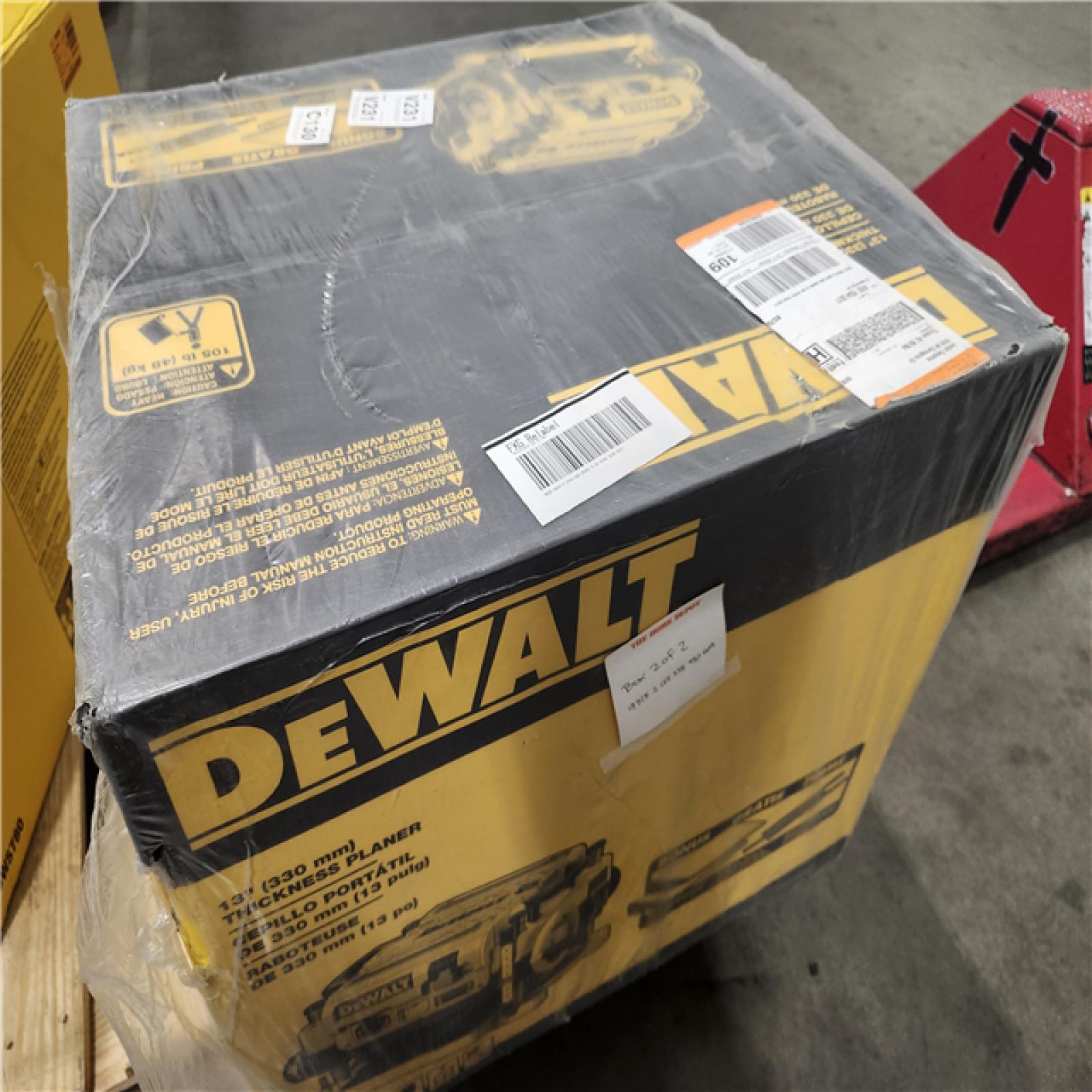NEW-DEWALT 15 Amp Corded 13 in. Heavy-Duty 2-Speed Bench Planer