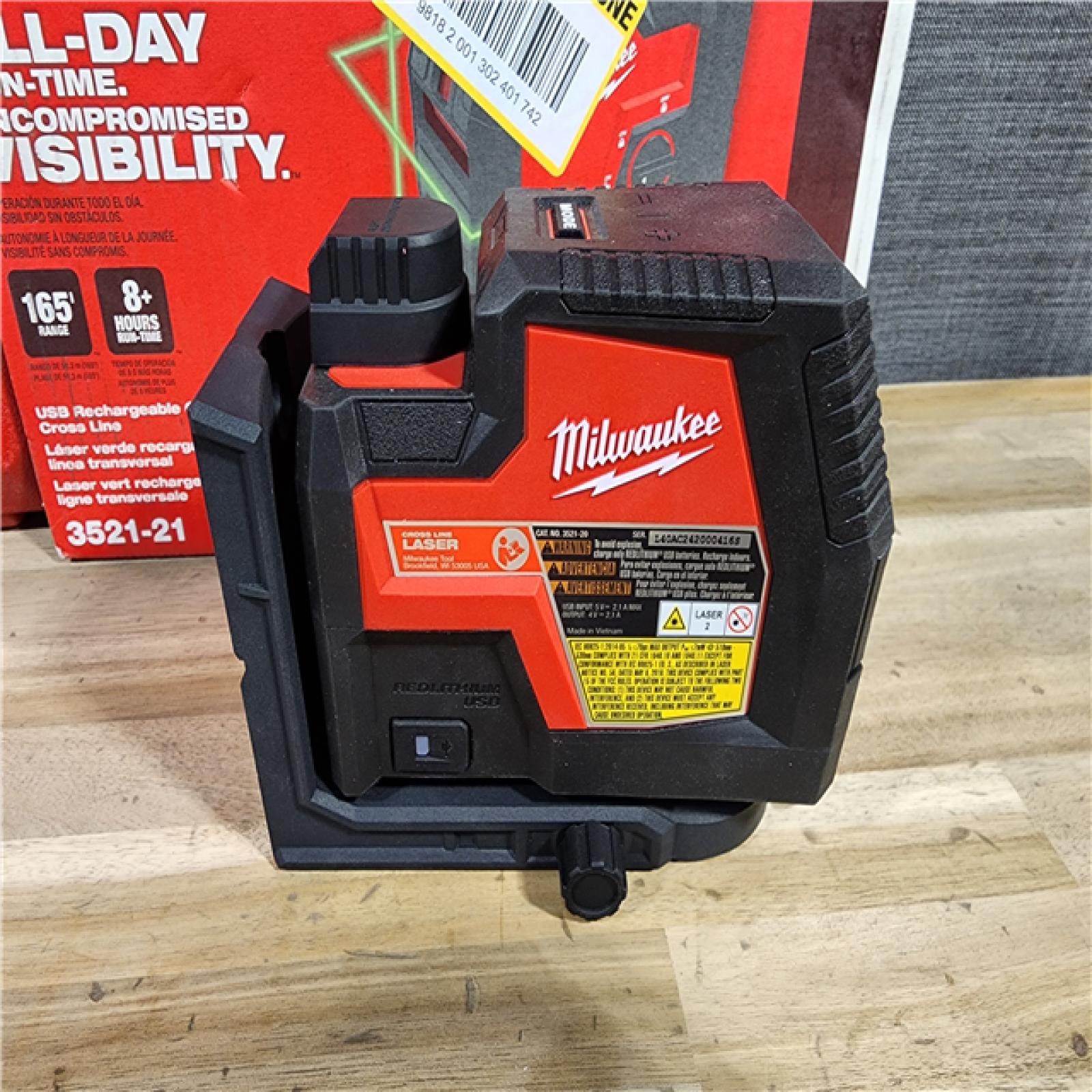 HOUSTON LOCATION - AS-IS MILWAUKEE 100 Ft. REDLITHIUM Lithium-Ion USB Green Rechargeable Cross Line Laser Level with Charger