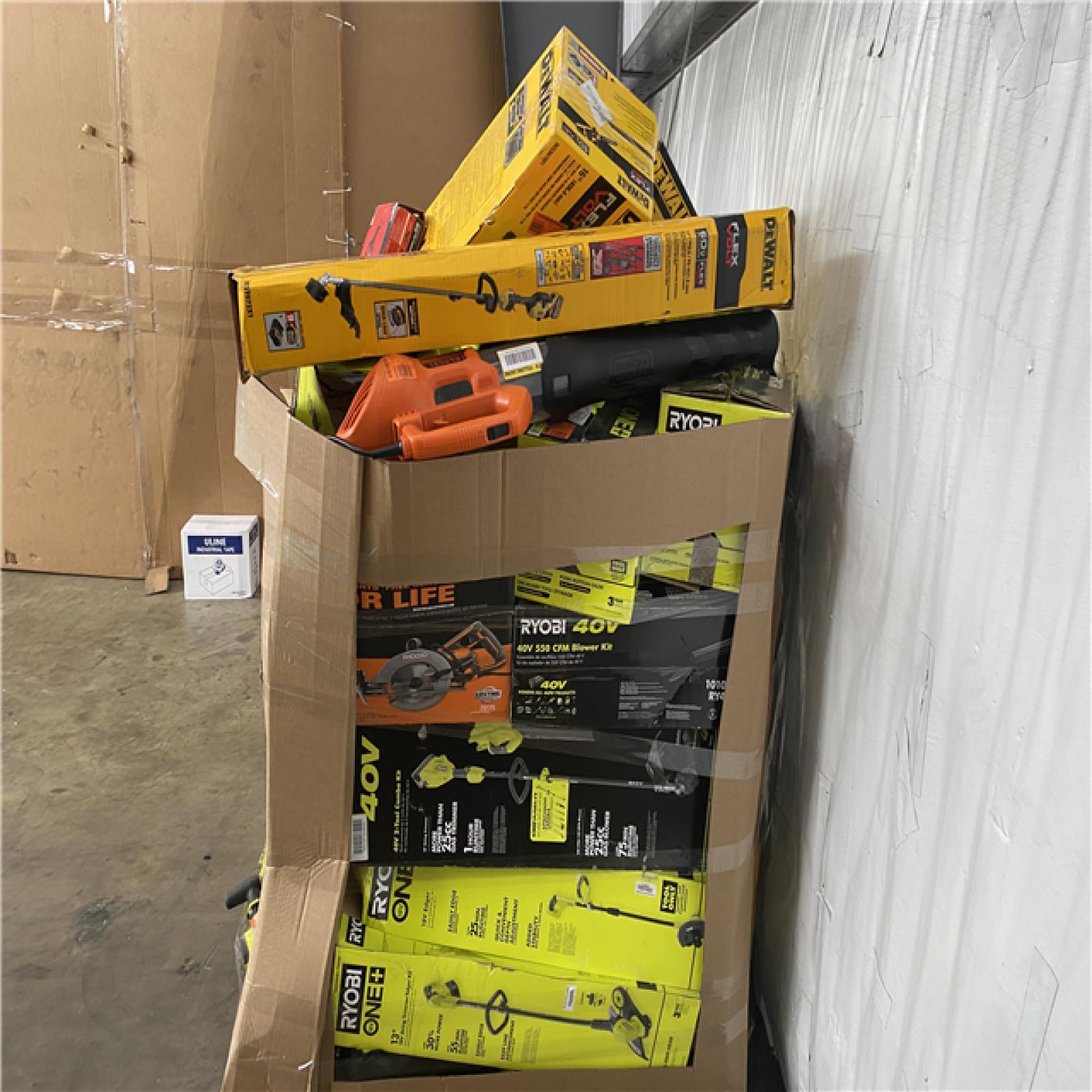 Houston Location AS IS - Tool Pallet