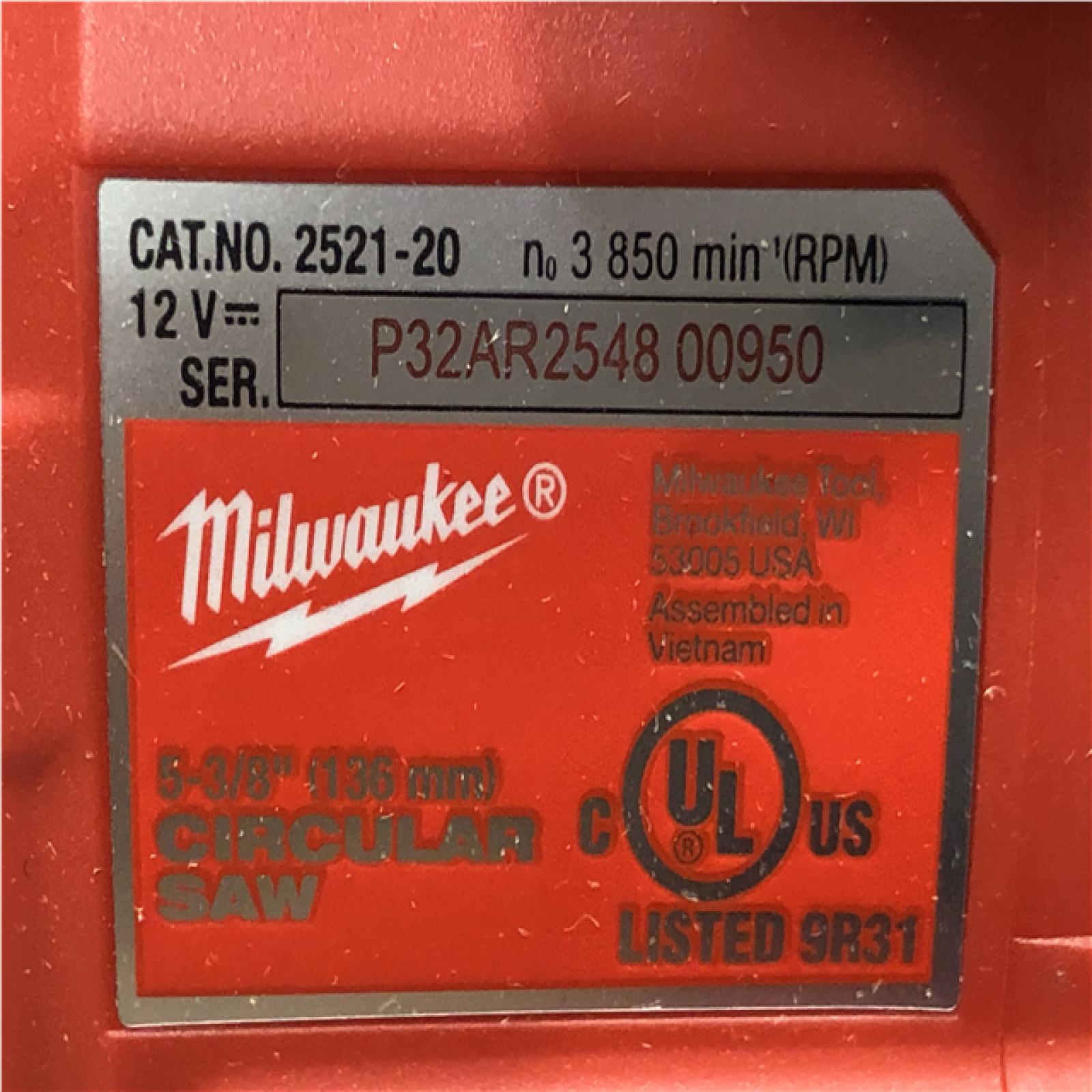 AS-IS MILWAUKEE M12 5-3/8 CIRCULAR SAW (Tool-Only)