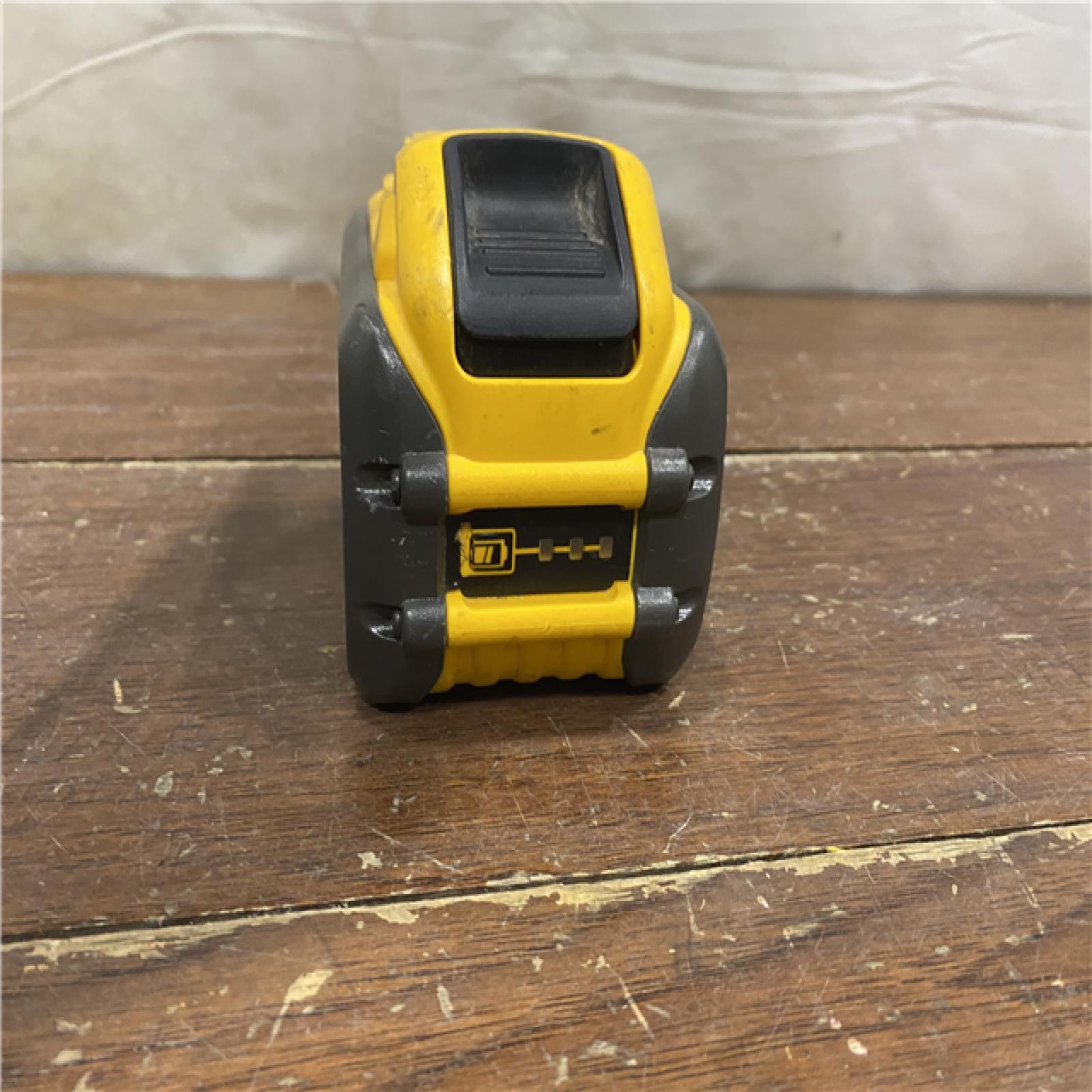 AS-IS Dewalt DWLTDCB609 Dewalt DCB609 FLEXVOLT 20V/60V MAX* B