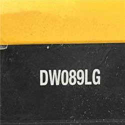 NEW - DEWALT 12V MAX Lithium-Ion 100 ft. Green Self-Leveling 3-Beam 360 Degree Laser Level Kit