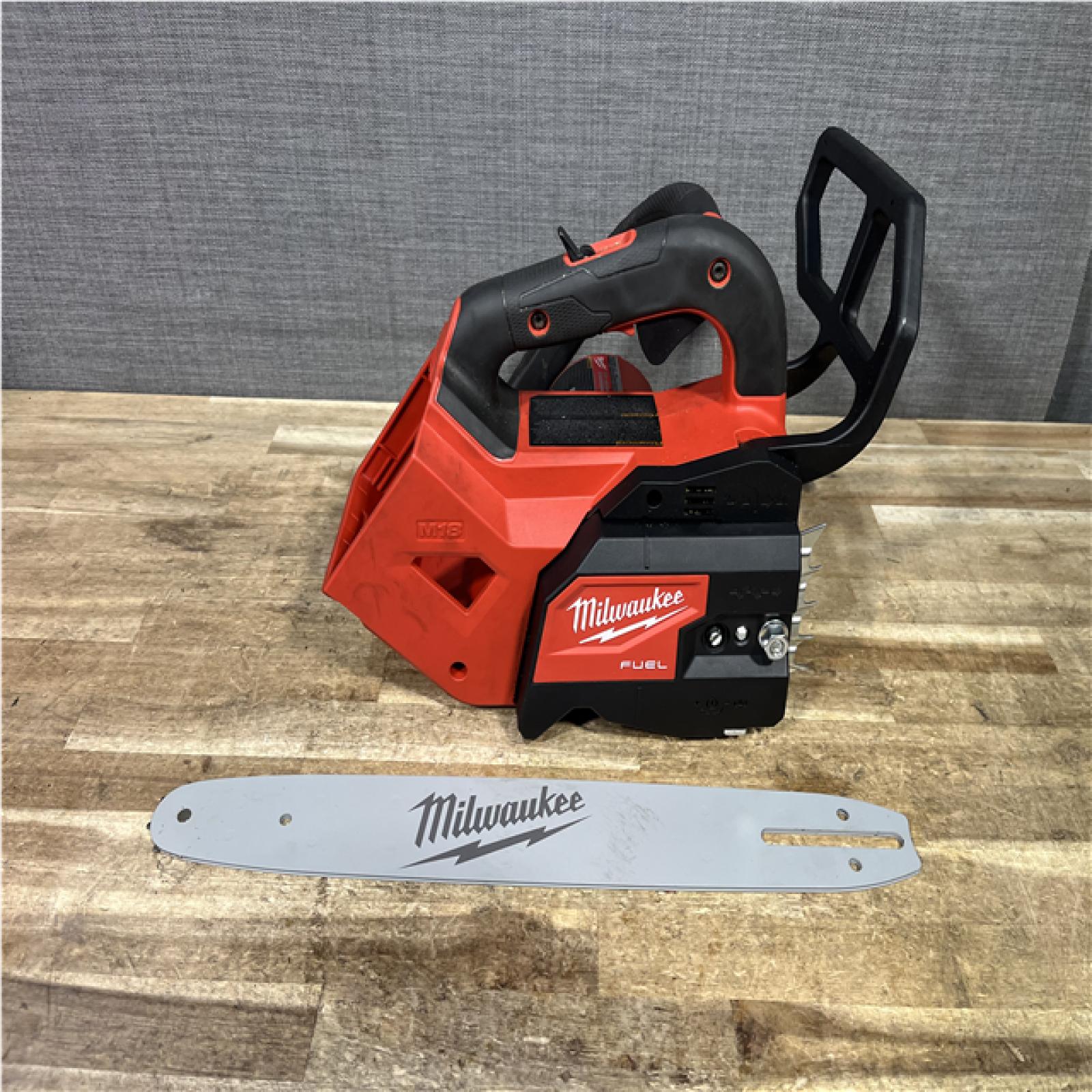 Houston Location AS-IS Milwaukee FUEL 14 in. 18V Lithium-Ion Brushless Cordless Battery Top Handle Chainsaw (Tool Only)