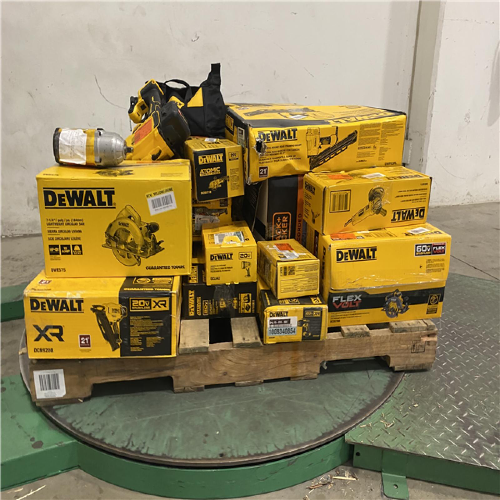 Dallas Location - As-Is Tool Pallet