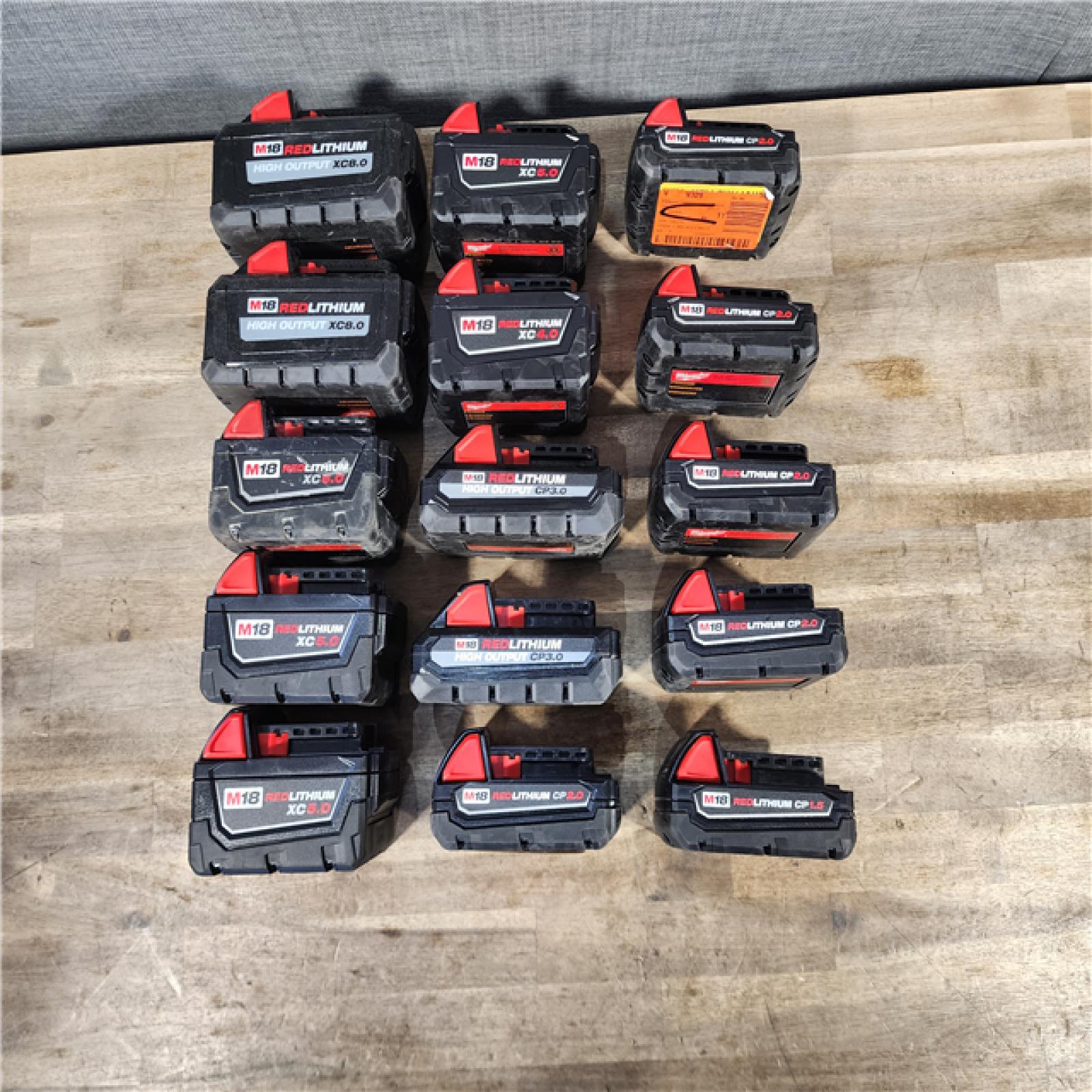 HOUSTON LOCATION - AS-IS MILWAUKEE BATTERY PACK QTY - 15