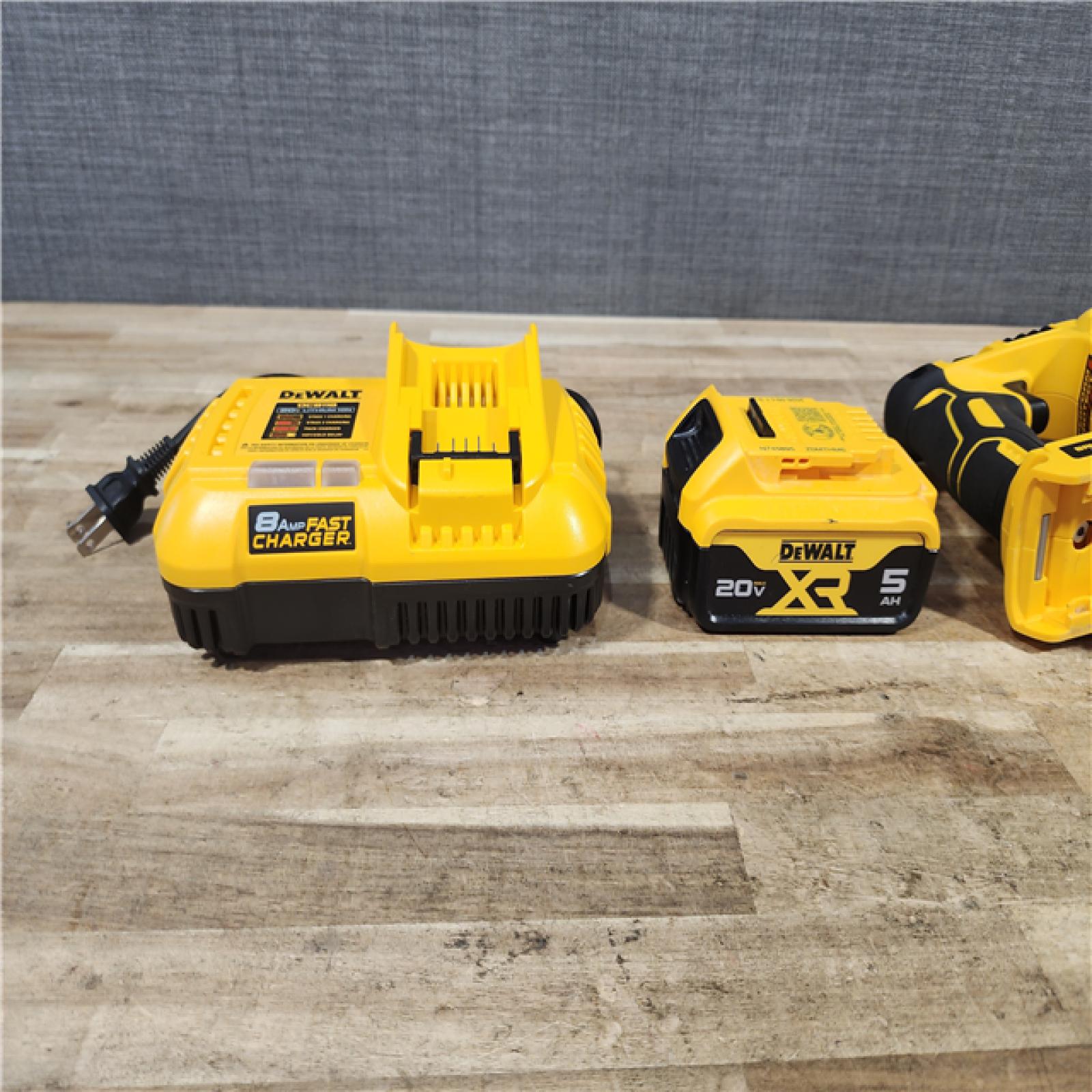 HOUSTON LOCATION - AS - IS DEWALT 20V MAX SDS Rotary Hammer Drill W/ BATTERY & CHARGER
