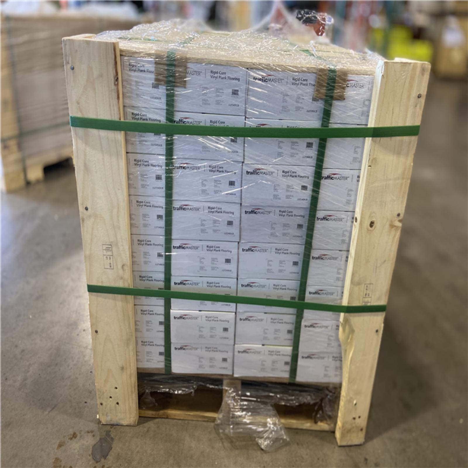 DALLAS LOCATION - TrafficMaster Moonstone 6 MIL x 6 in. W x 36 in. L Click Lock Waterproof Luxury Vinyl Plank Flooring (23.95 sqft/case) - 32 CASES