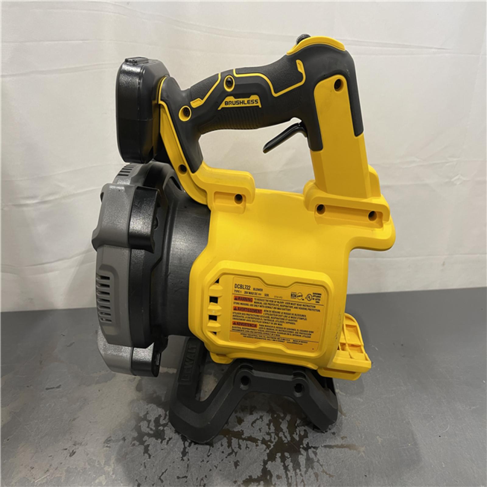 AS-IS - DEWALT 20V MAX 125 MPH 450 CFM Brushless Cordless Blower