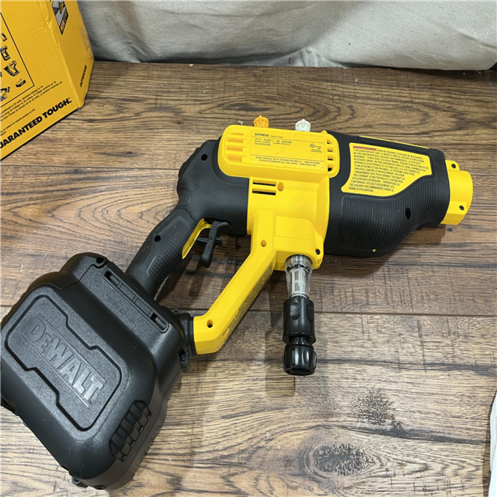AS-IS Dewalt 20V 550 PSI  1 GPM Cordless Power Cleaner W/ 4 Nozzles Tool-Only DCPW550B