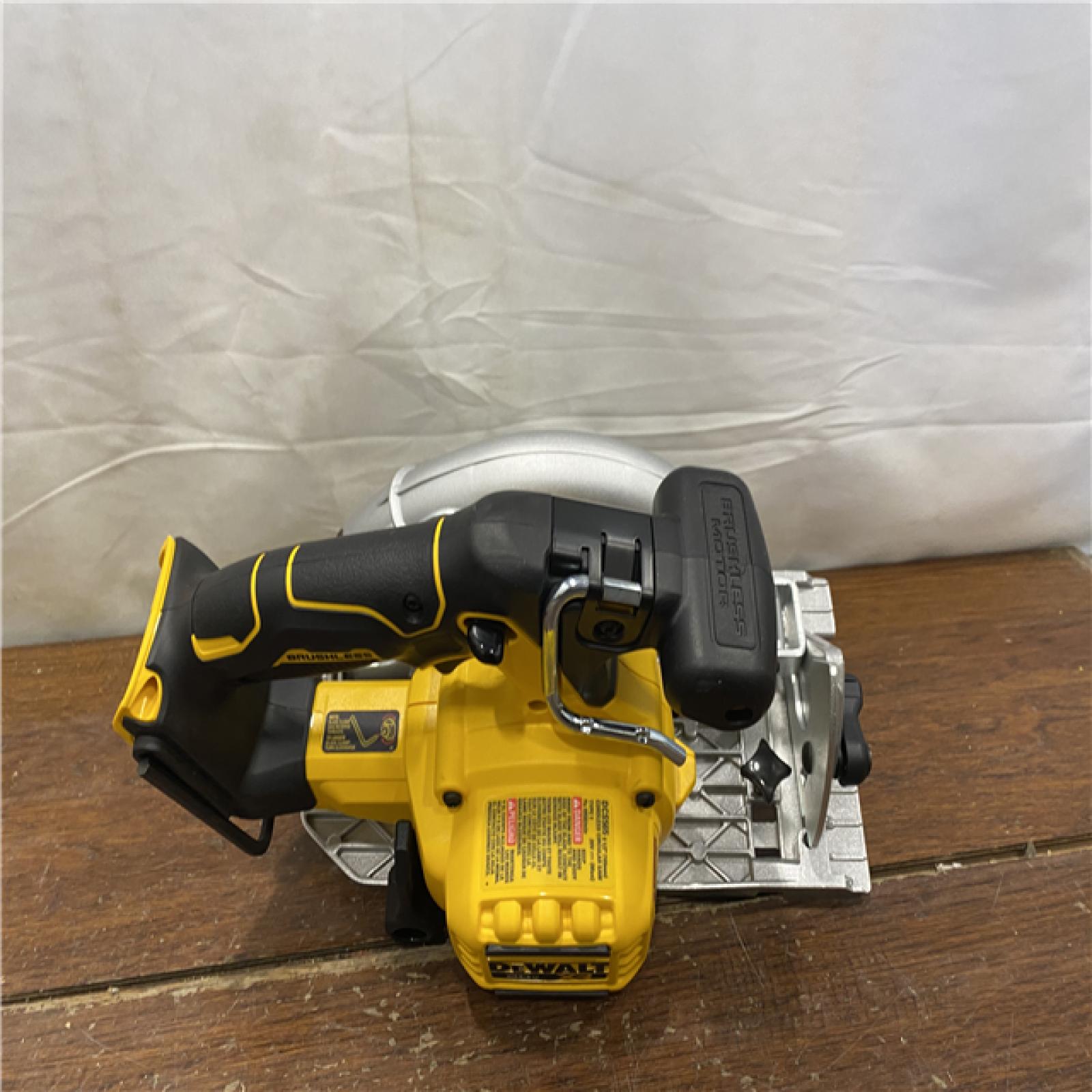 AS-IS DeWALT DCS565B 20V Max Brushless 6.5   Cordless Circular Saw