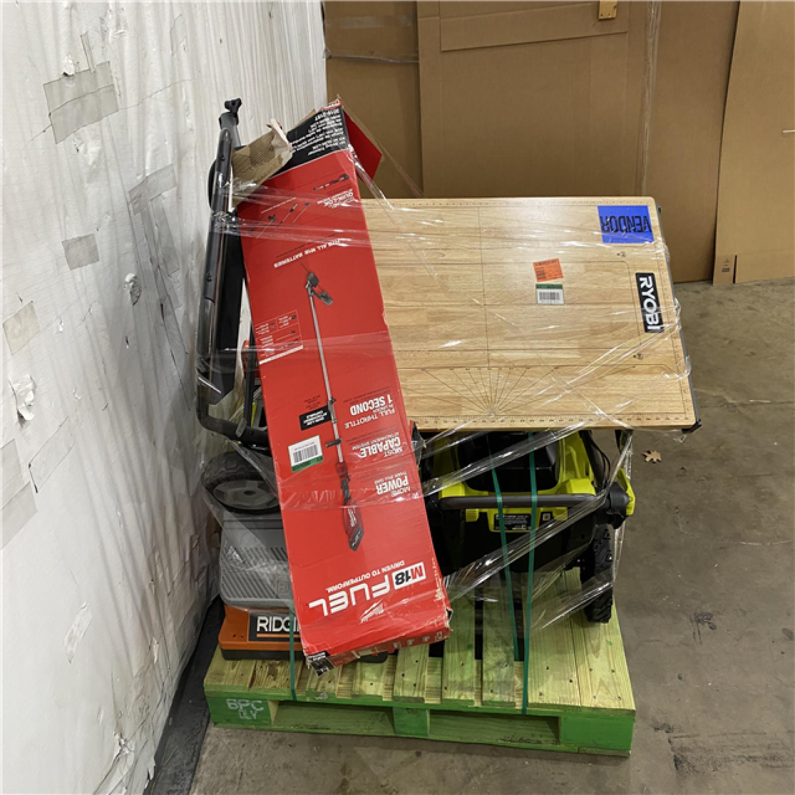 Houston Location AS IS - Tool Pallet