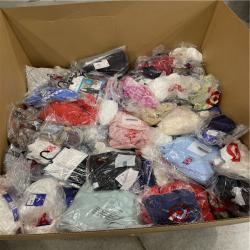 DALLAS LOCATION- NEW!- BULLSEYE MIXED CLOTHING PALLET (300 UNITS)