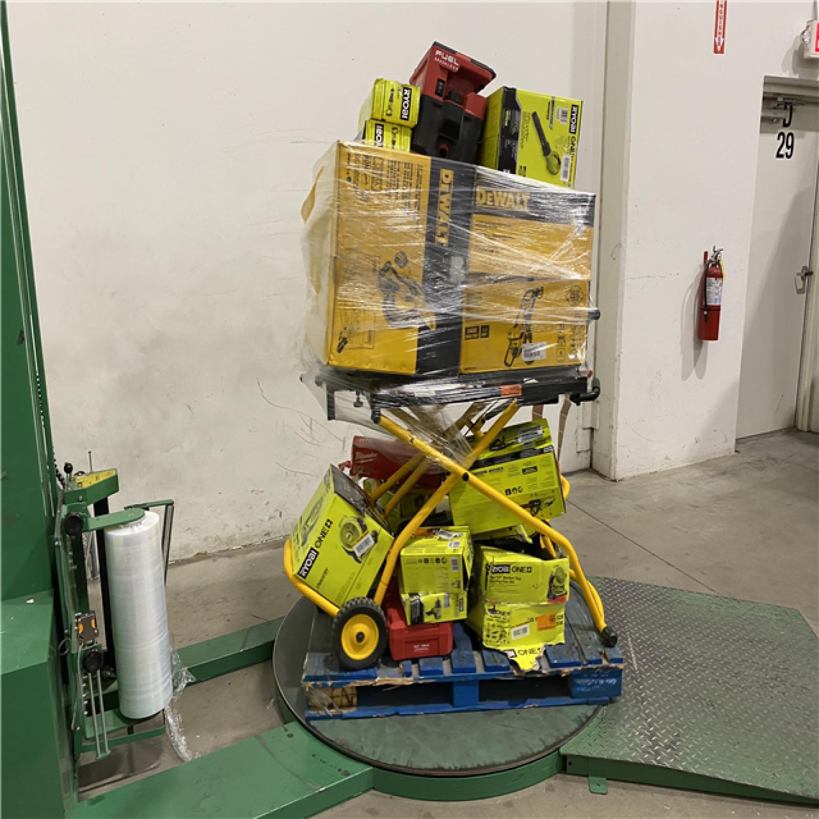 Dallas Location - As-Is Tool Pallet