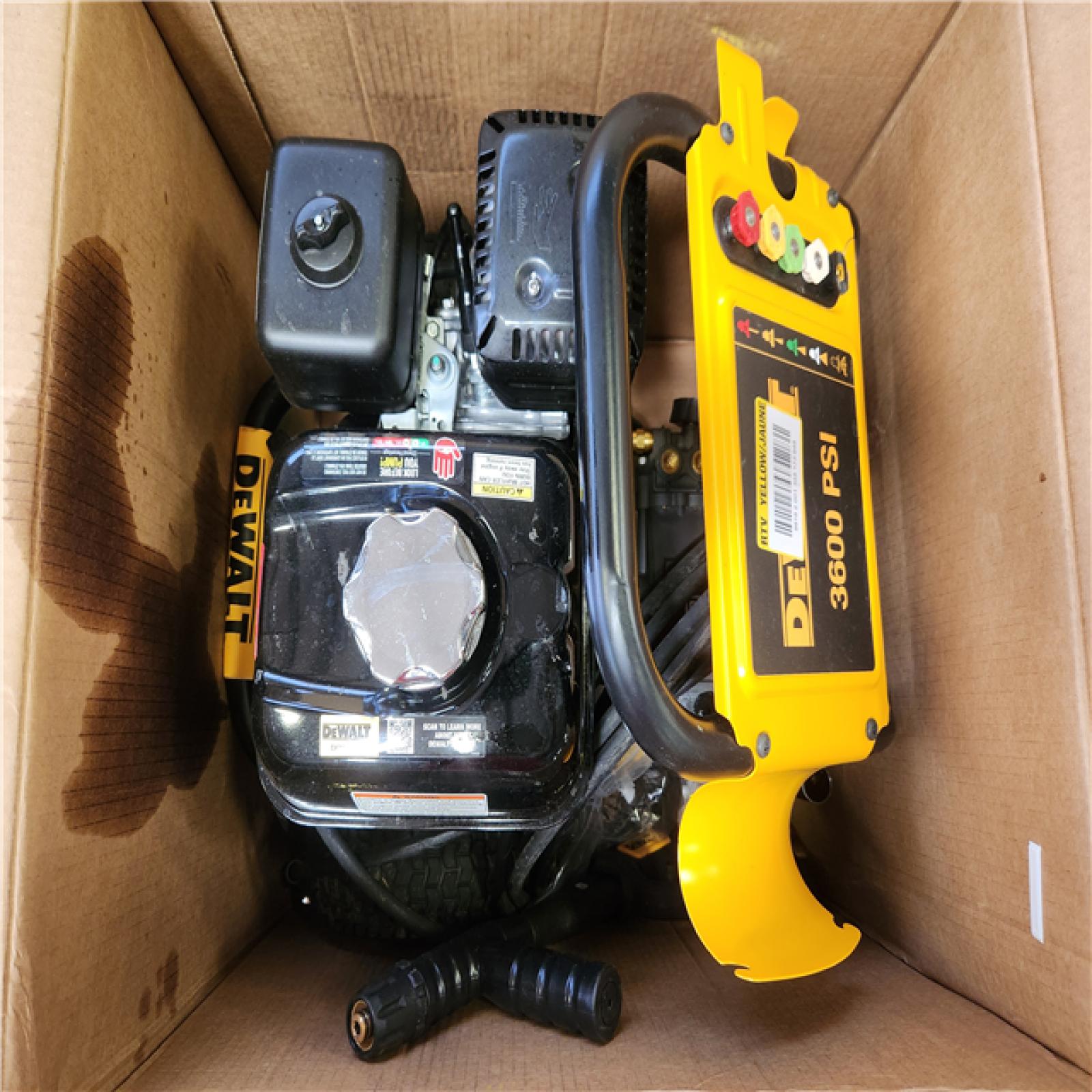 Phoenix DEWALT 3600 PSI 2.5 GPM Gas Pressure Washer with Honda GX200 Engine  Heavy-Duty Commercial Cold Water Power Cleaner