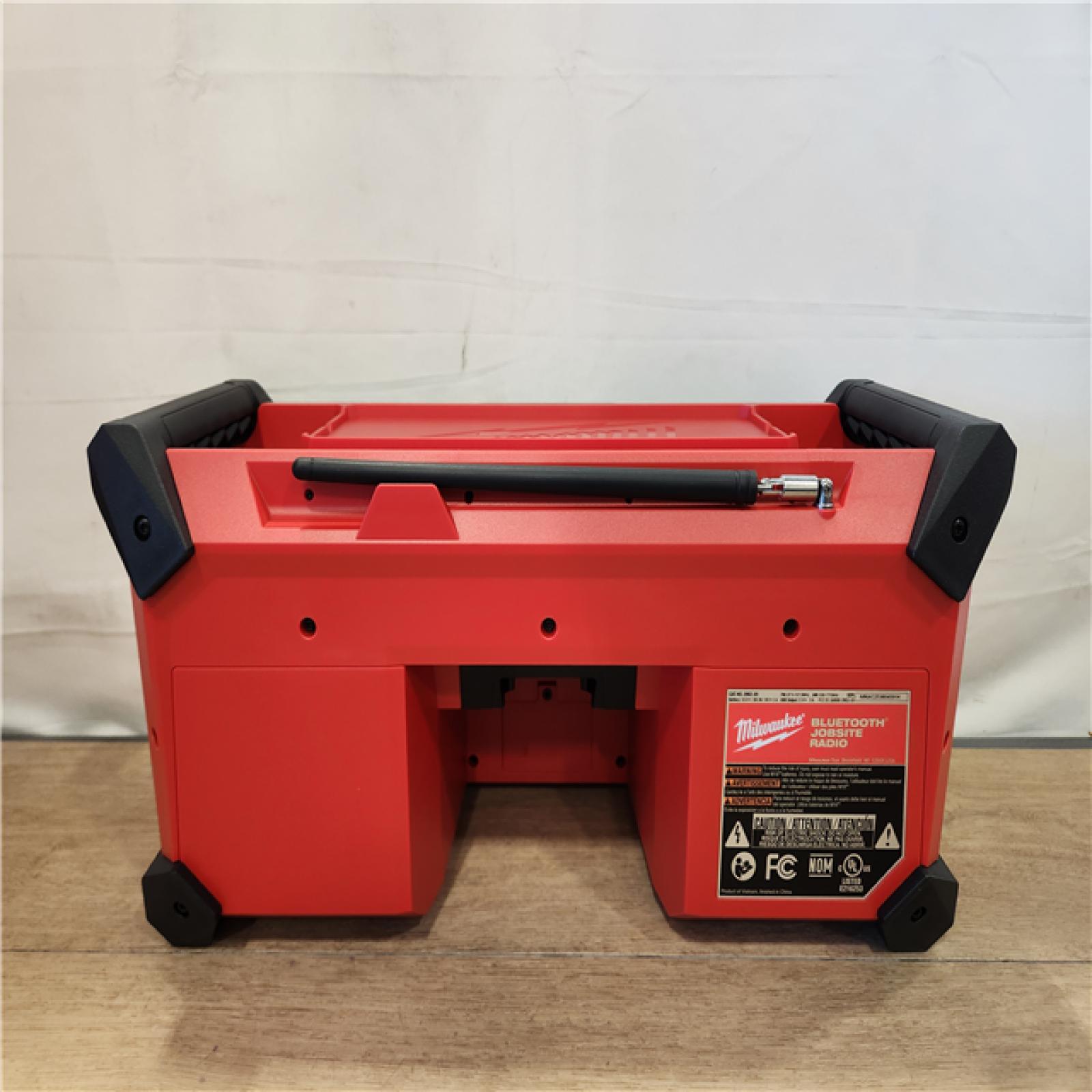 AS-IS- Milwaukee M18 18V Lithium-Ion Cordless Jobsite Radio