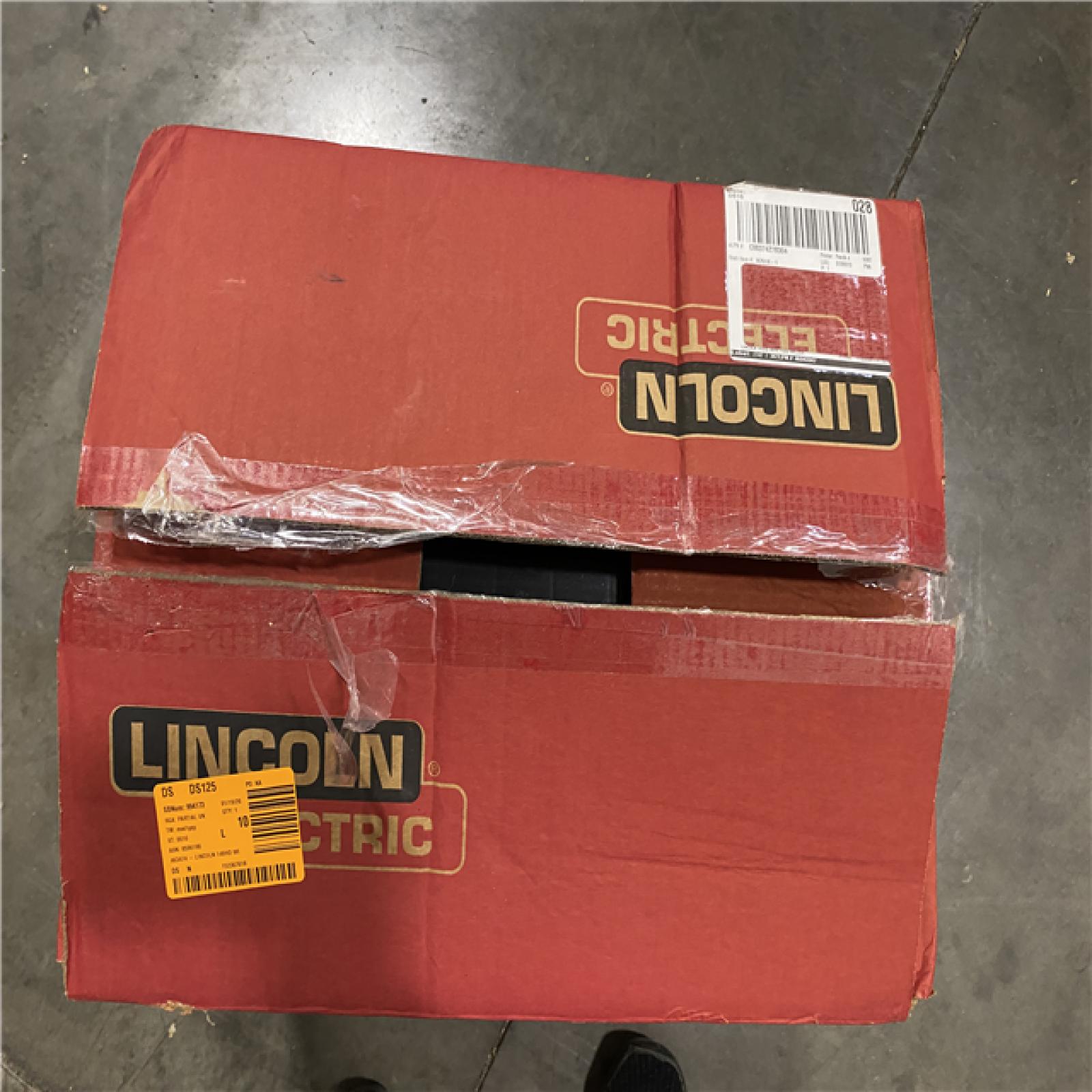 Dallas Location - As-Is Lincoln Electric Weld-Pak 140 Amp MIG and Flux-Core Wire Feed Welder