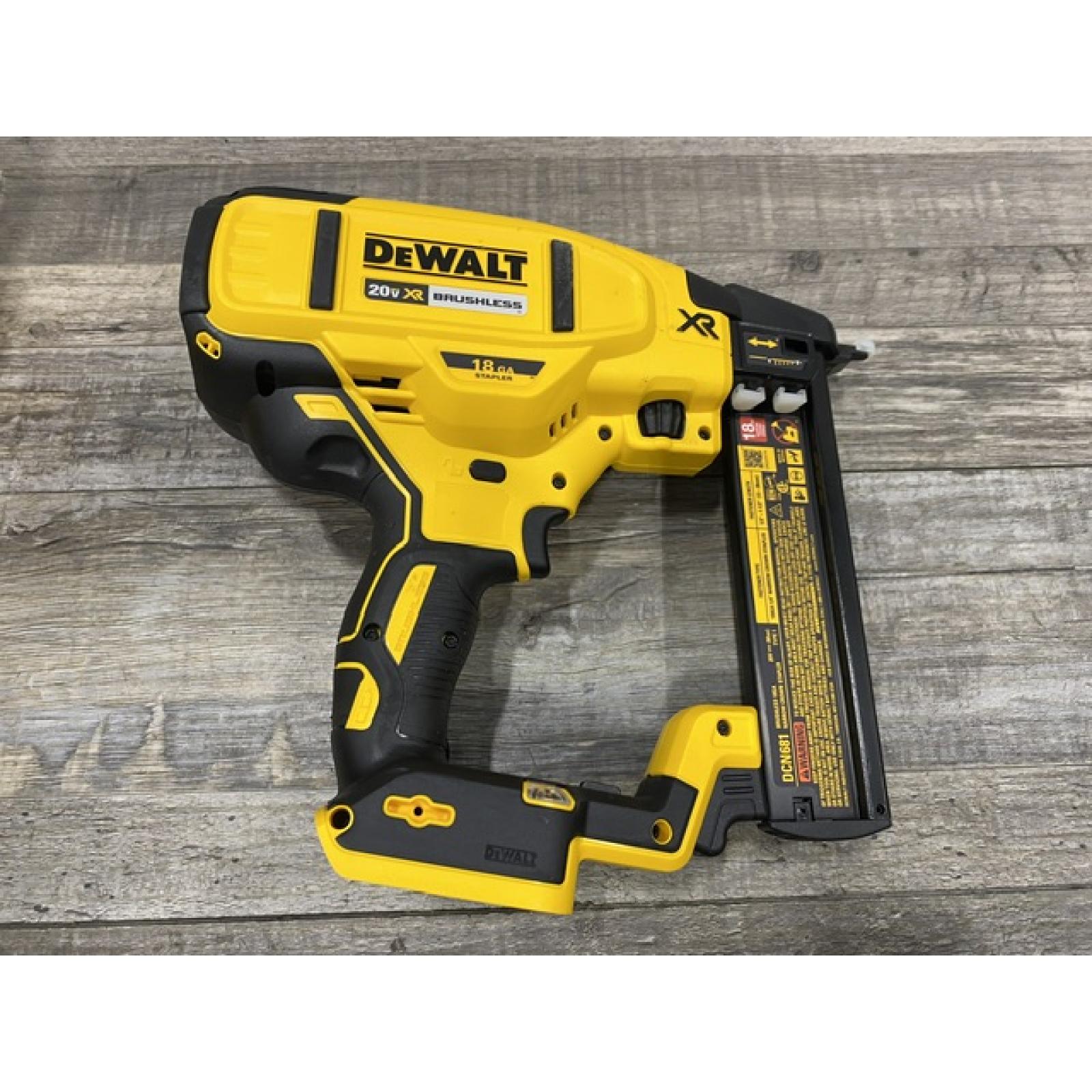 AS-IS DEWALT 20V MAX XR Lithium-Ion Cordless 18-Gauge Narrow Crown Stapler Kit