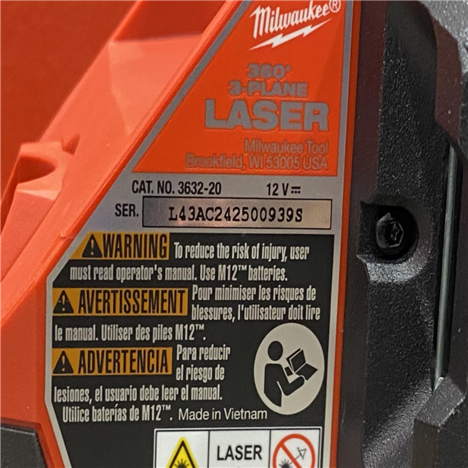 AS-IS Milwaukee 12-Volt Lithium-Ion Cordless Green 250 ft. 3-Plane Laser Level Kit
