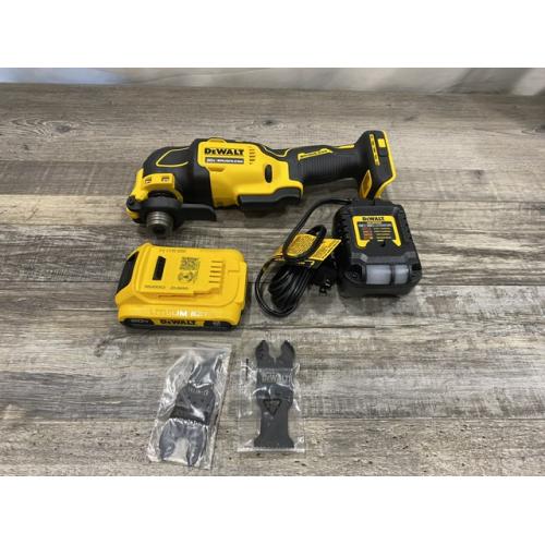 AS-IS DEWALT ATOMIC 20V MAX Cordless Brushless Oscillating Multi Tool Kit